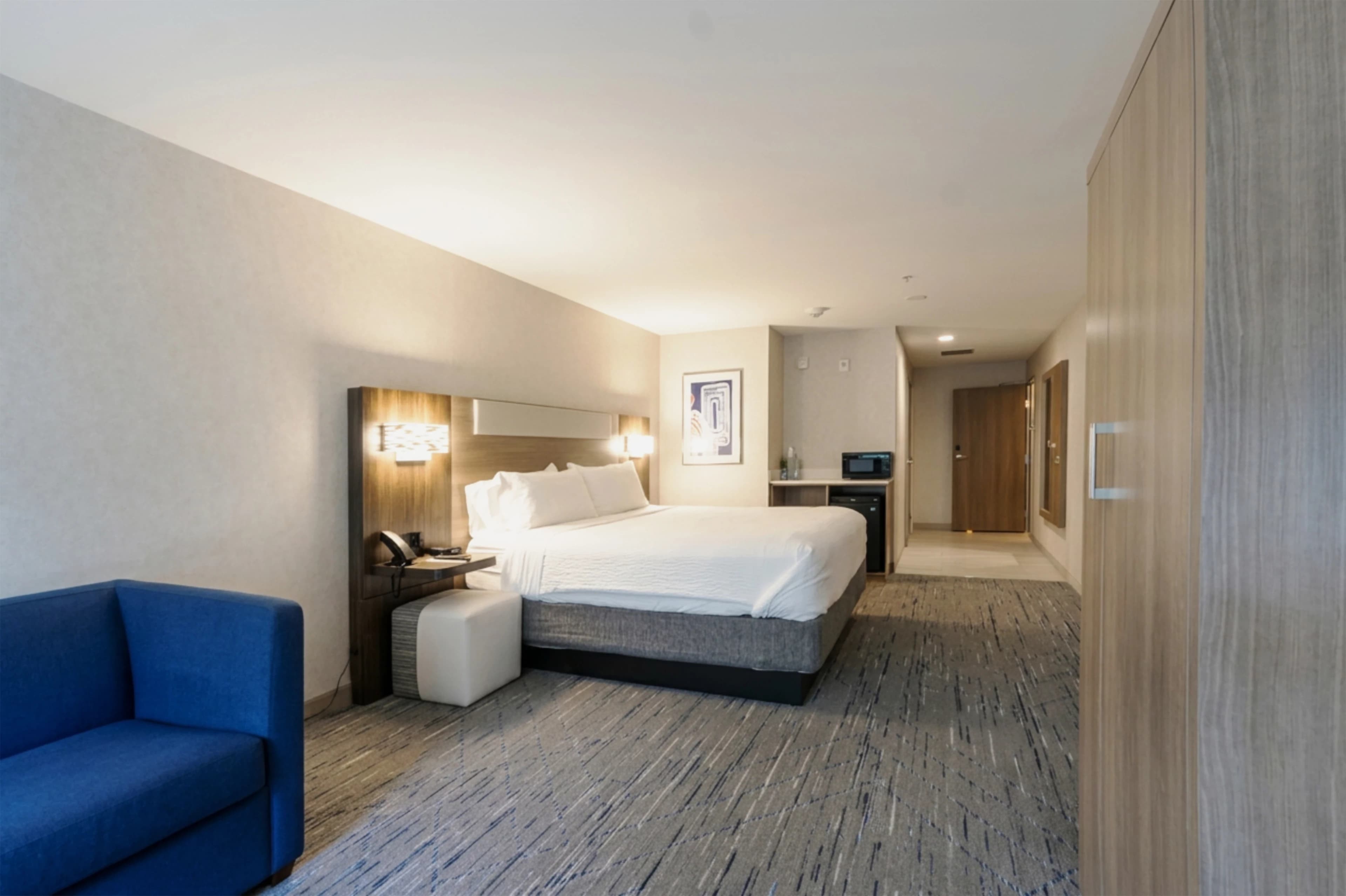 Holiday Inn Express Bothell — 24
