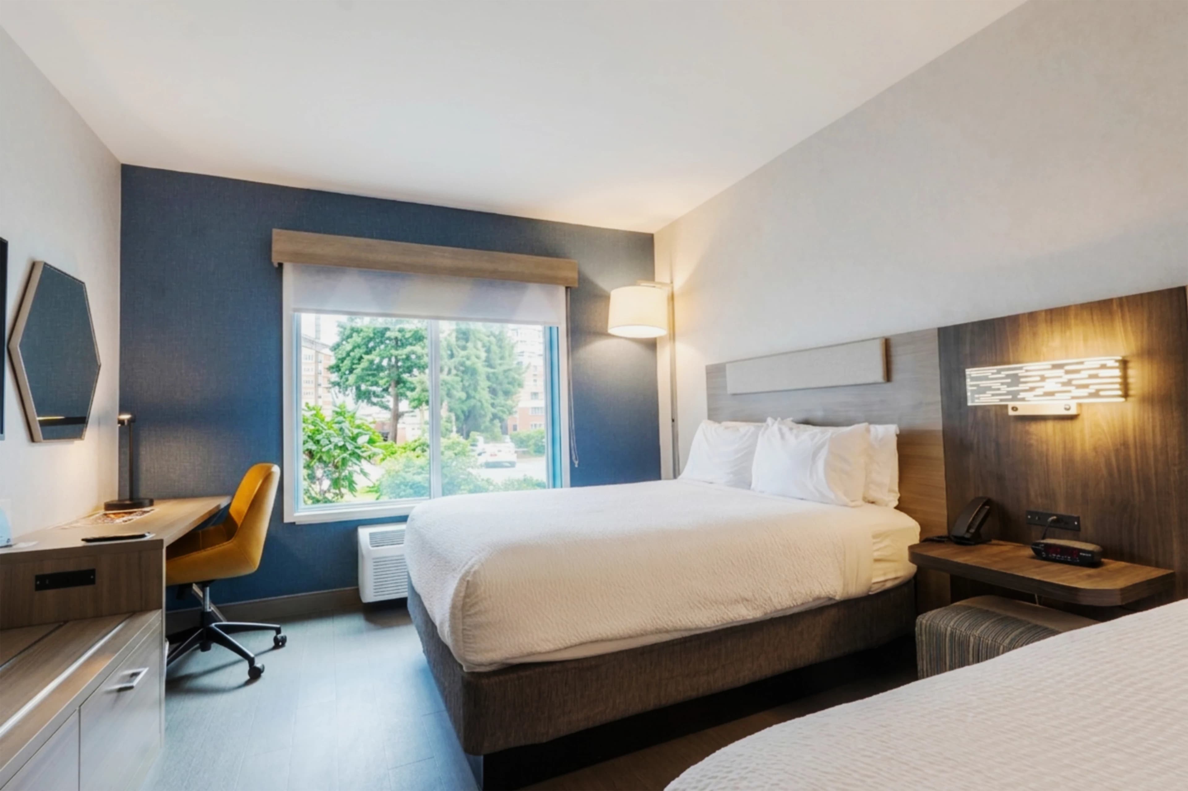 Holiday Inn Express Bothell — 34