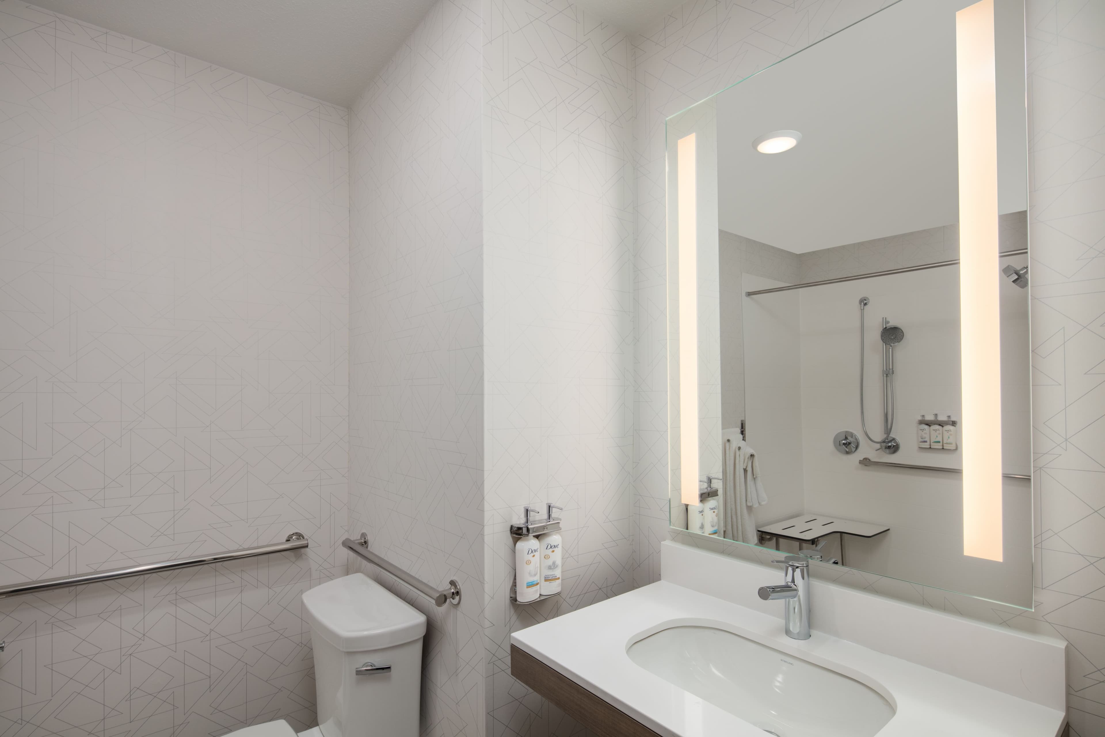 Holiday Inn Express Bothell — 6