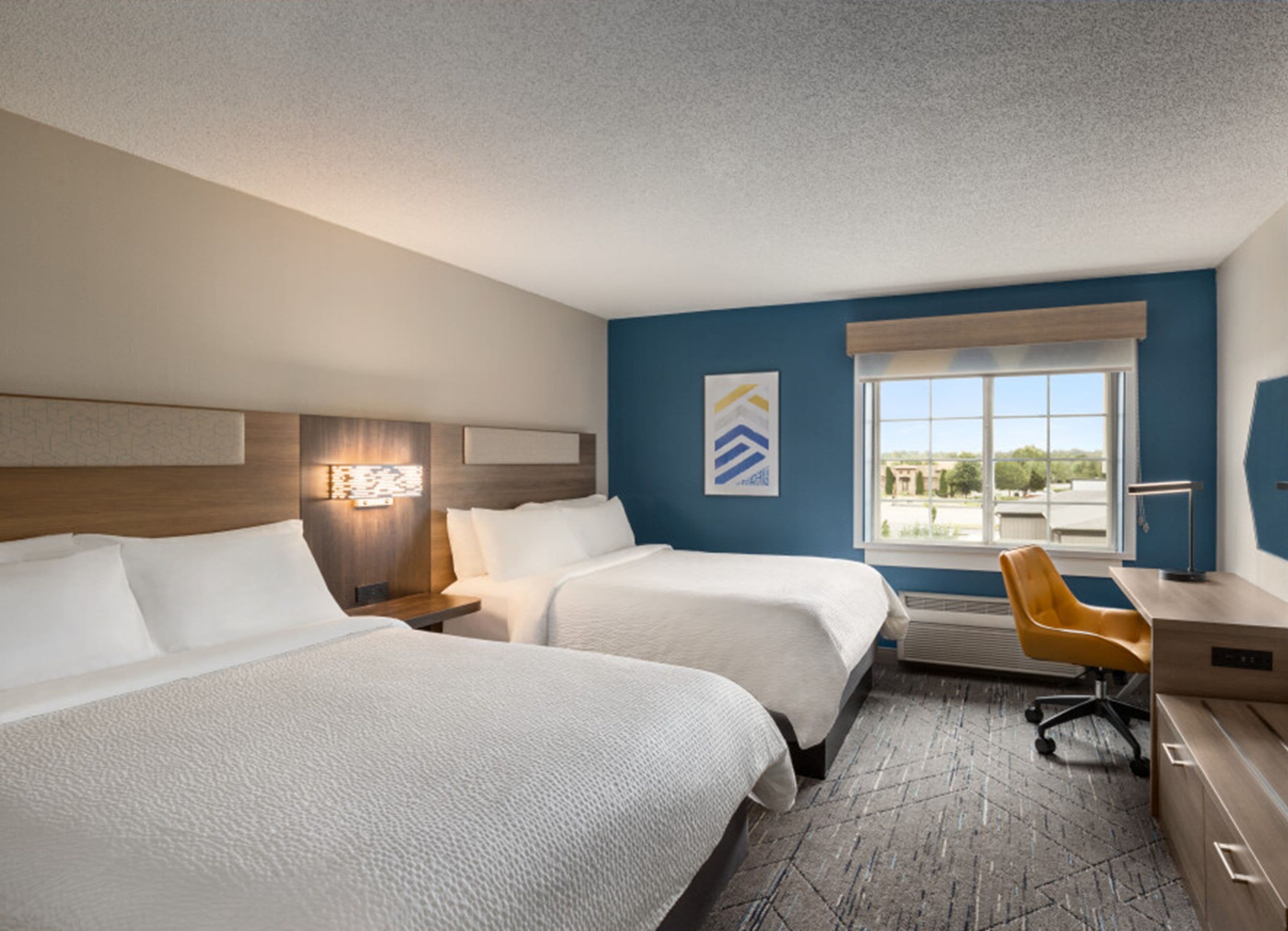 Holiday Inn Express Bowling Green — 41