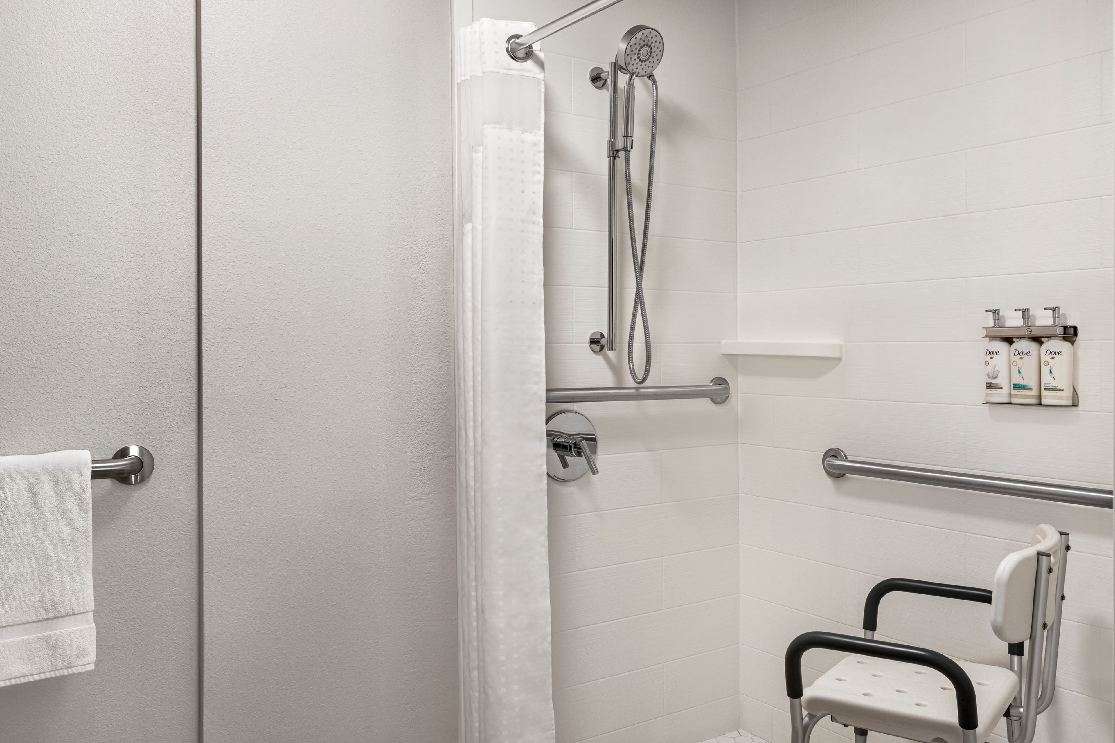 Holiday Inn Express Bowling Green — 31