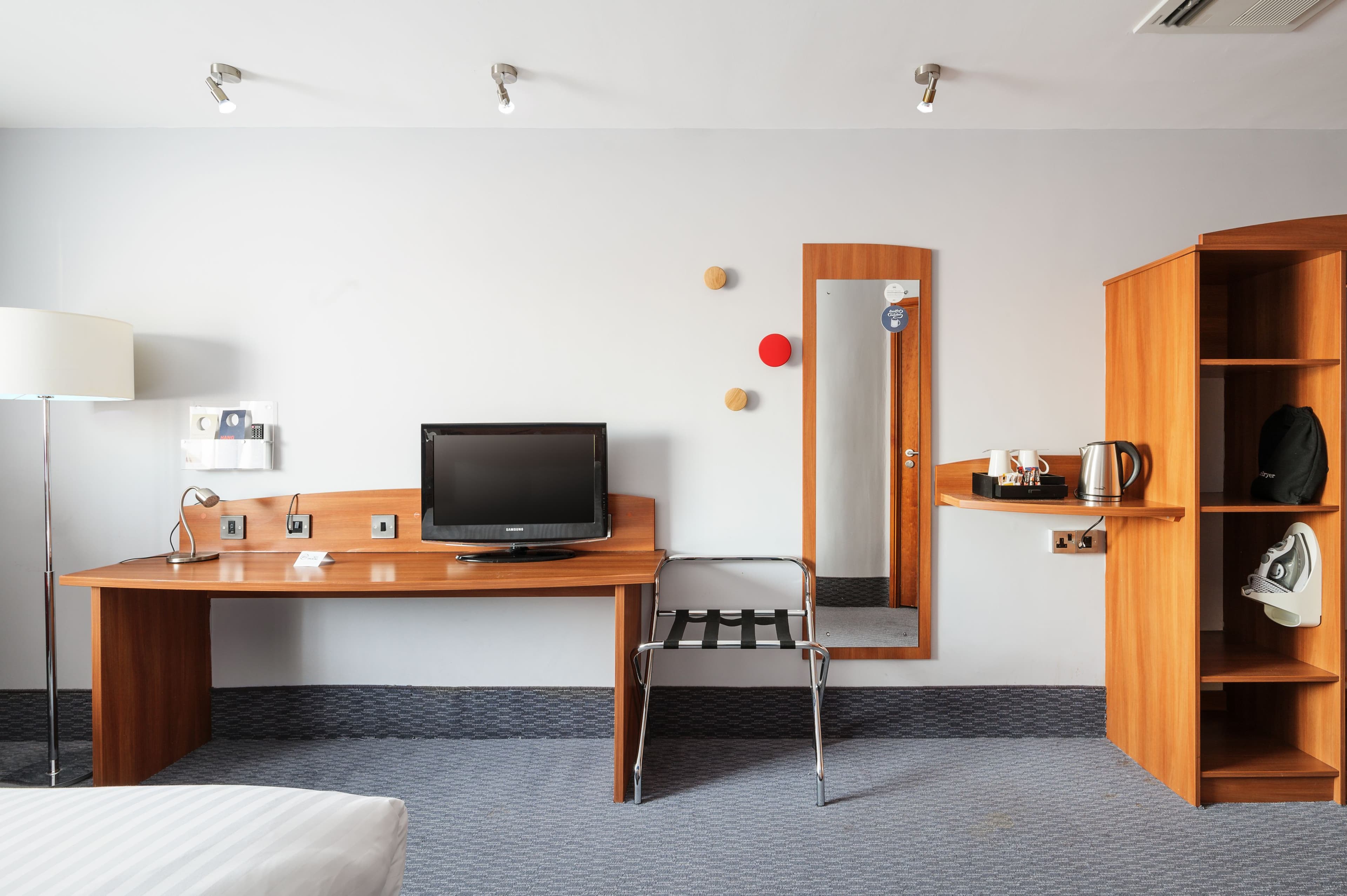 Holiday Inn Express Braintree — 9