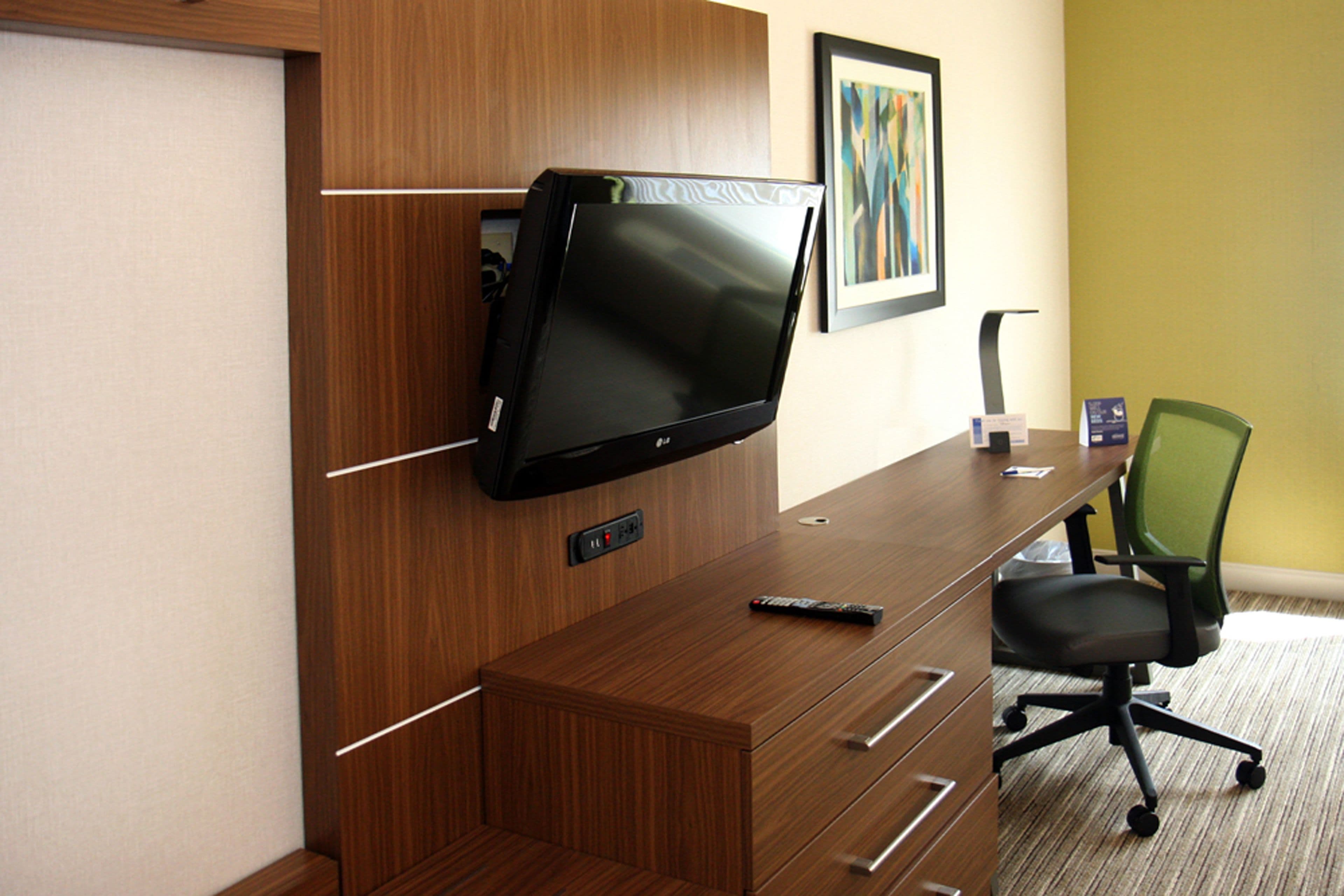 Holiday Inn Express Branford-New Haven — 10