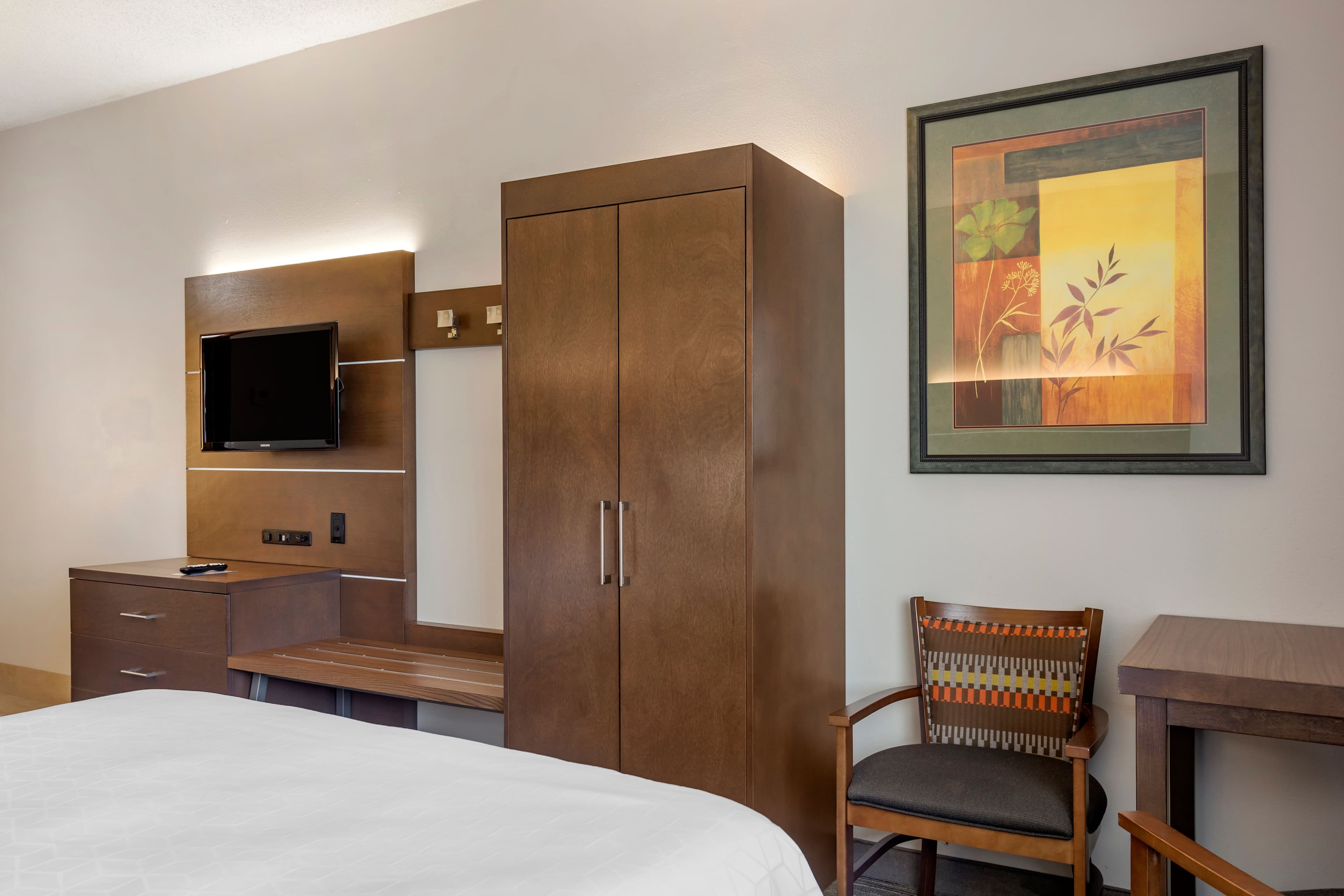 Holiday Inn Express Branson-Green Mountain Drive — 17