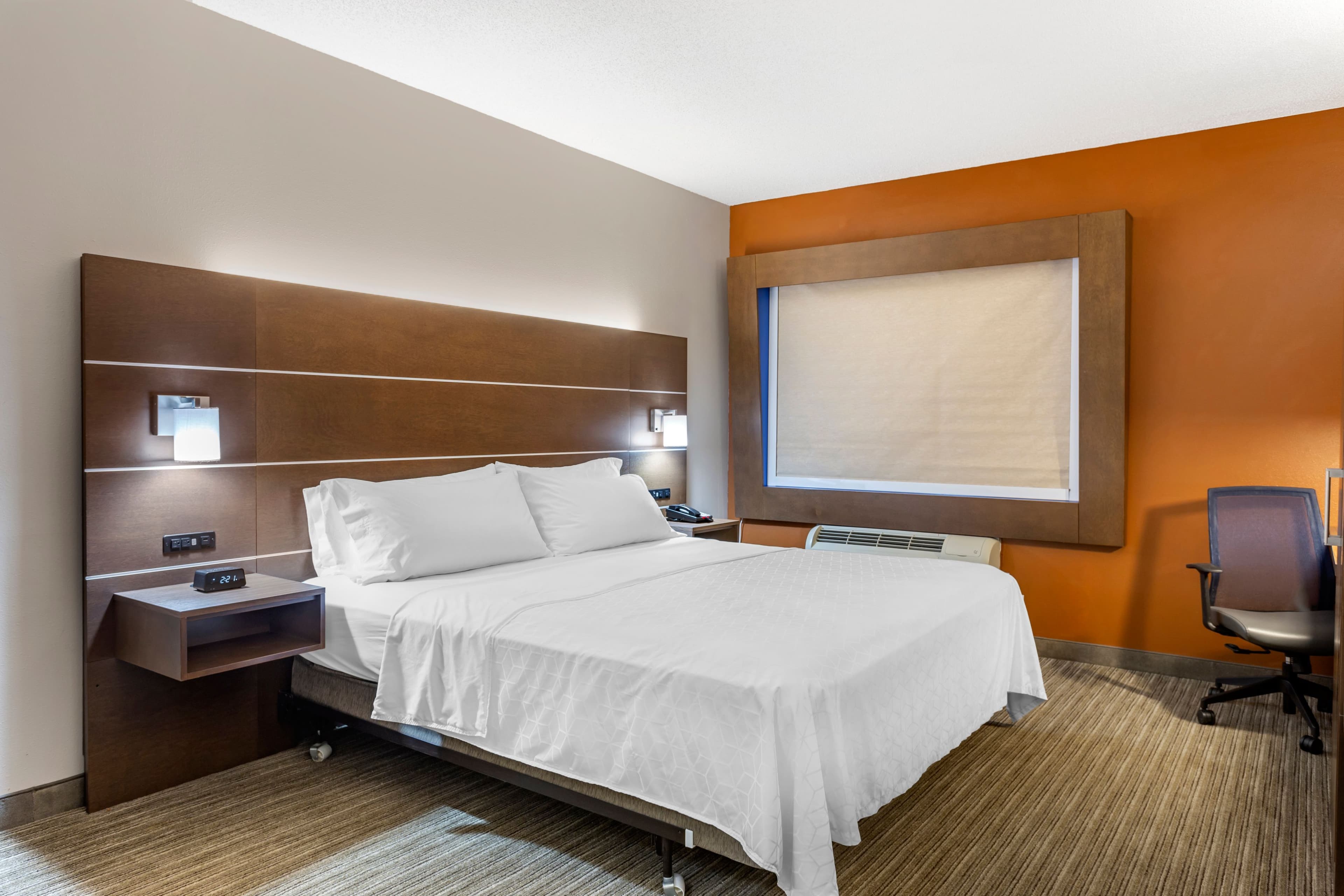 Holiday Inn Express Branson-Green Mountain Drive — 9