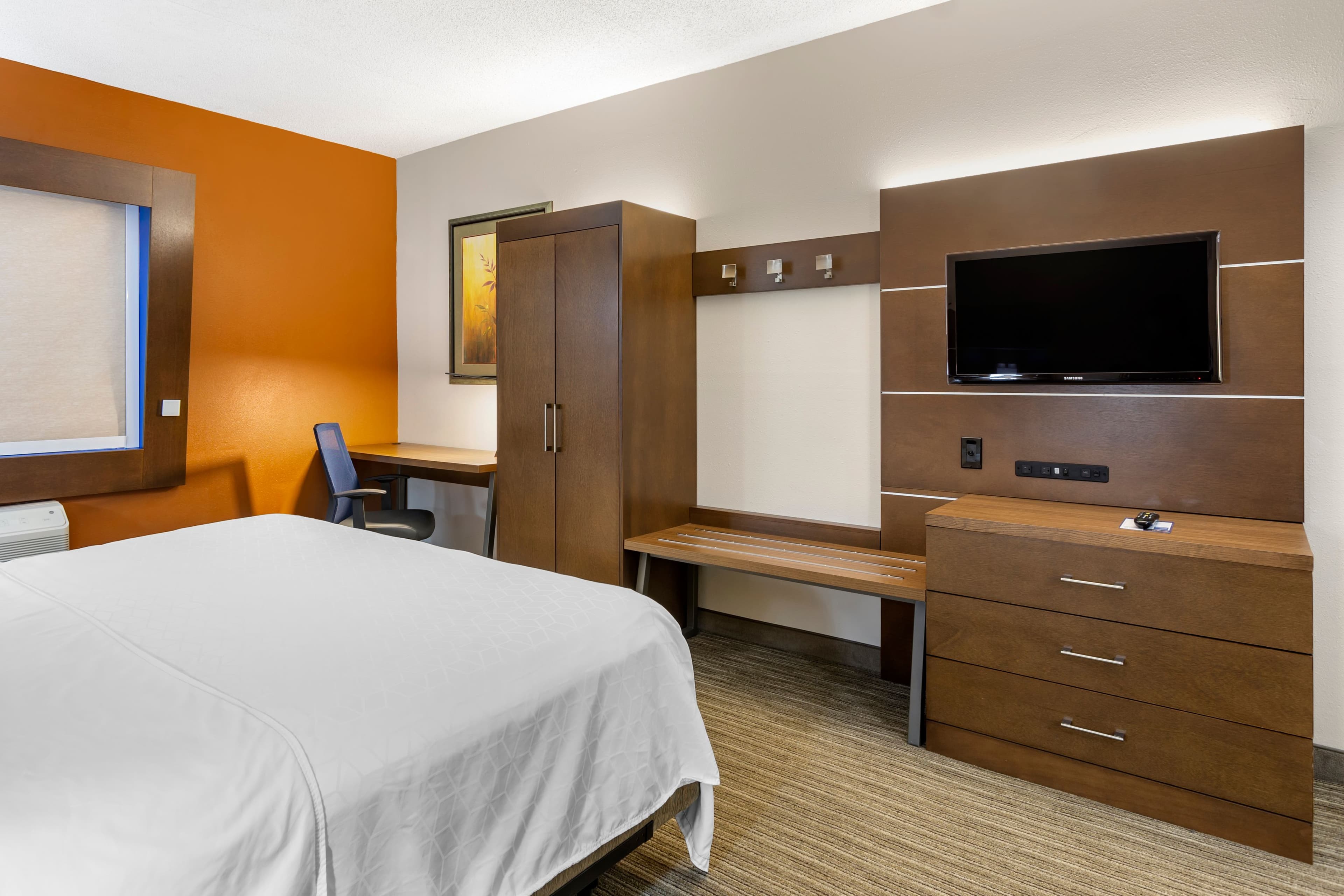 Holiday Inn Express Branson-Green Mountain Drive — 12
