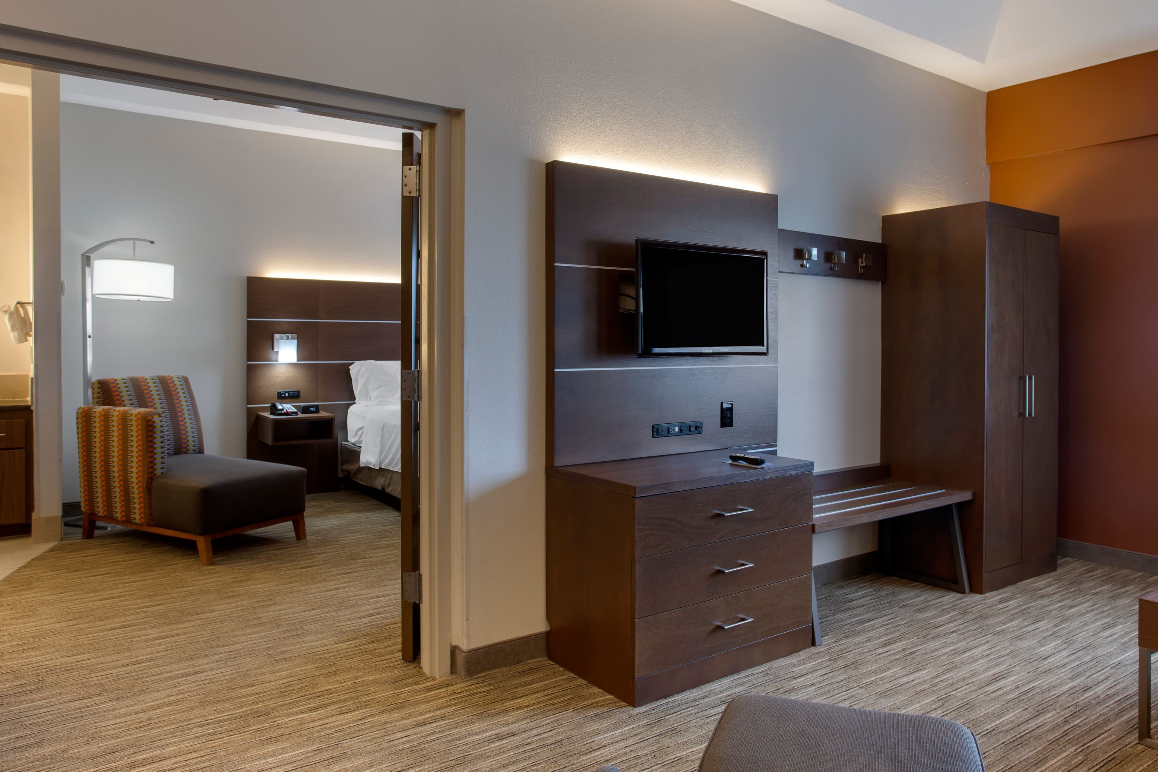 Holiday Inn Express Branson-Green Mountain Drive — 28