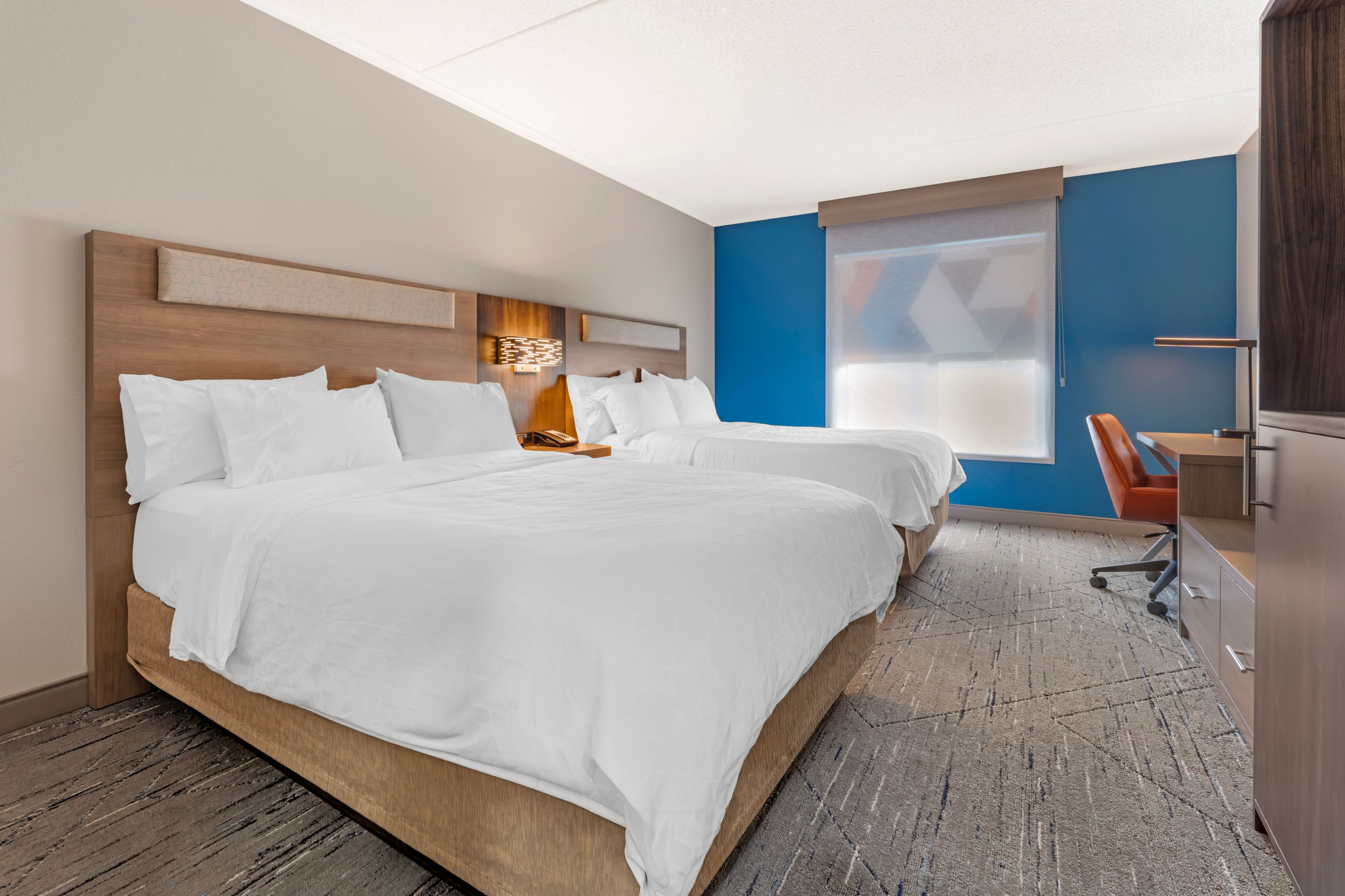 Holiday Inn Express Breezewood — 13