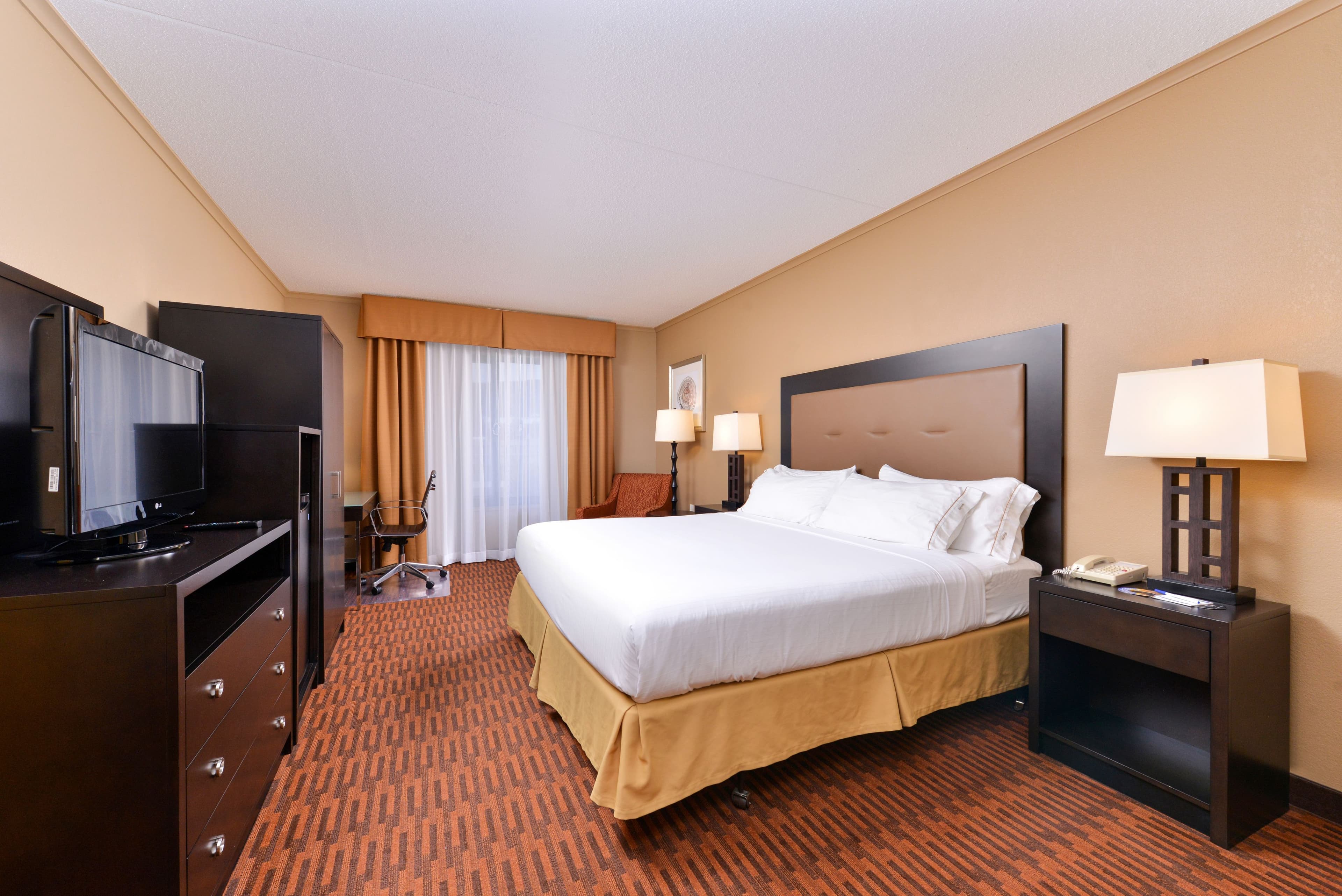 Holiday Inn Express Breezewood — 20