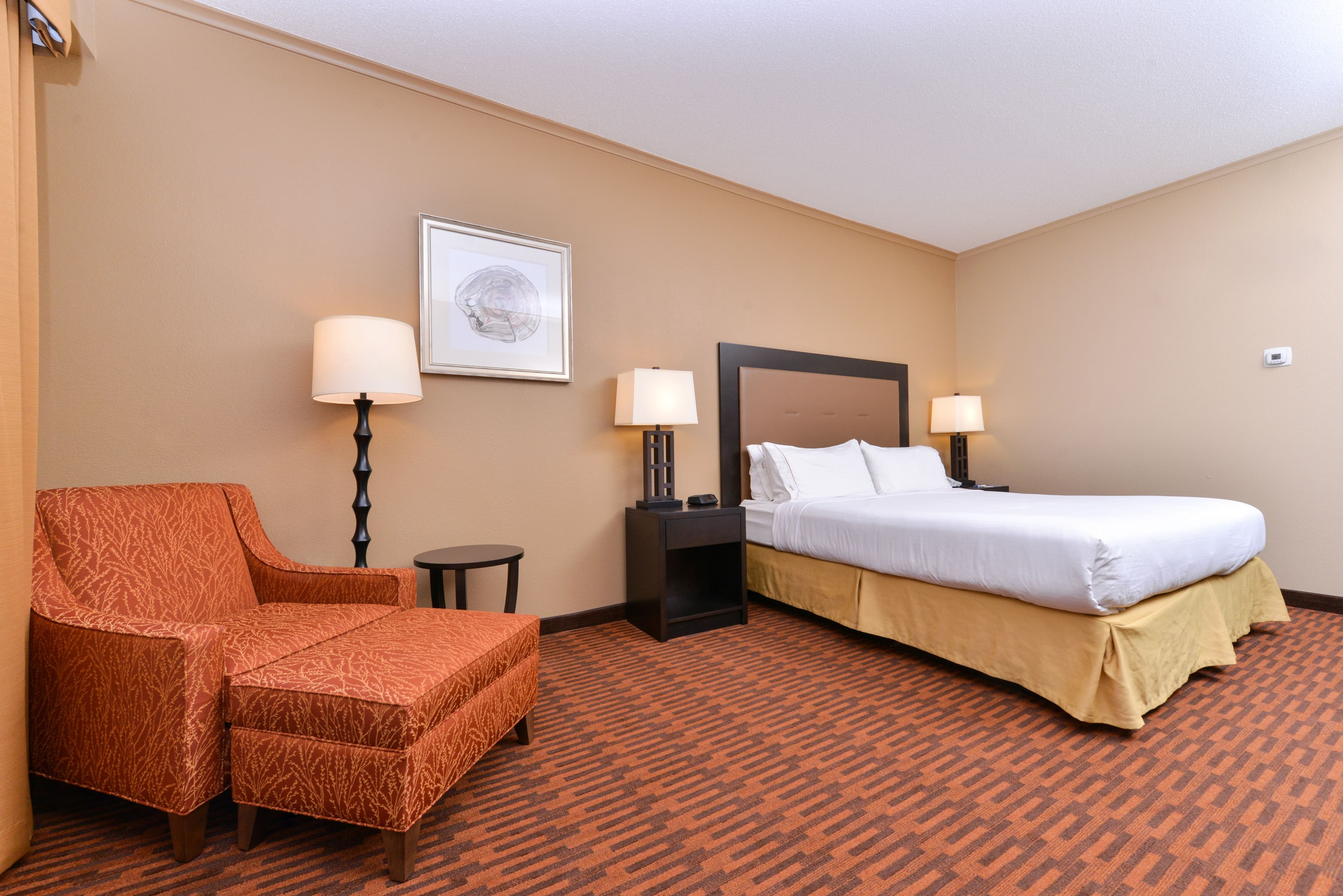 Holiday Inn Express Breezewood — 12