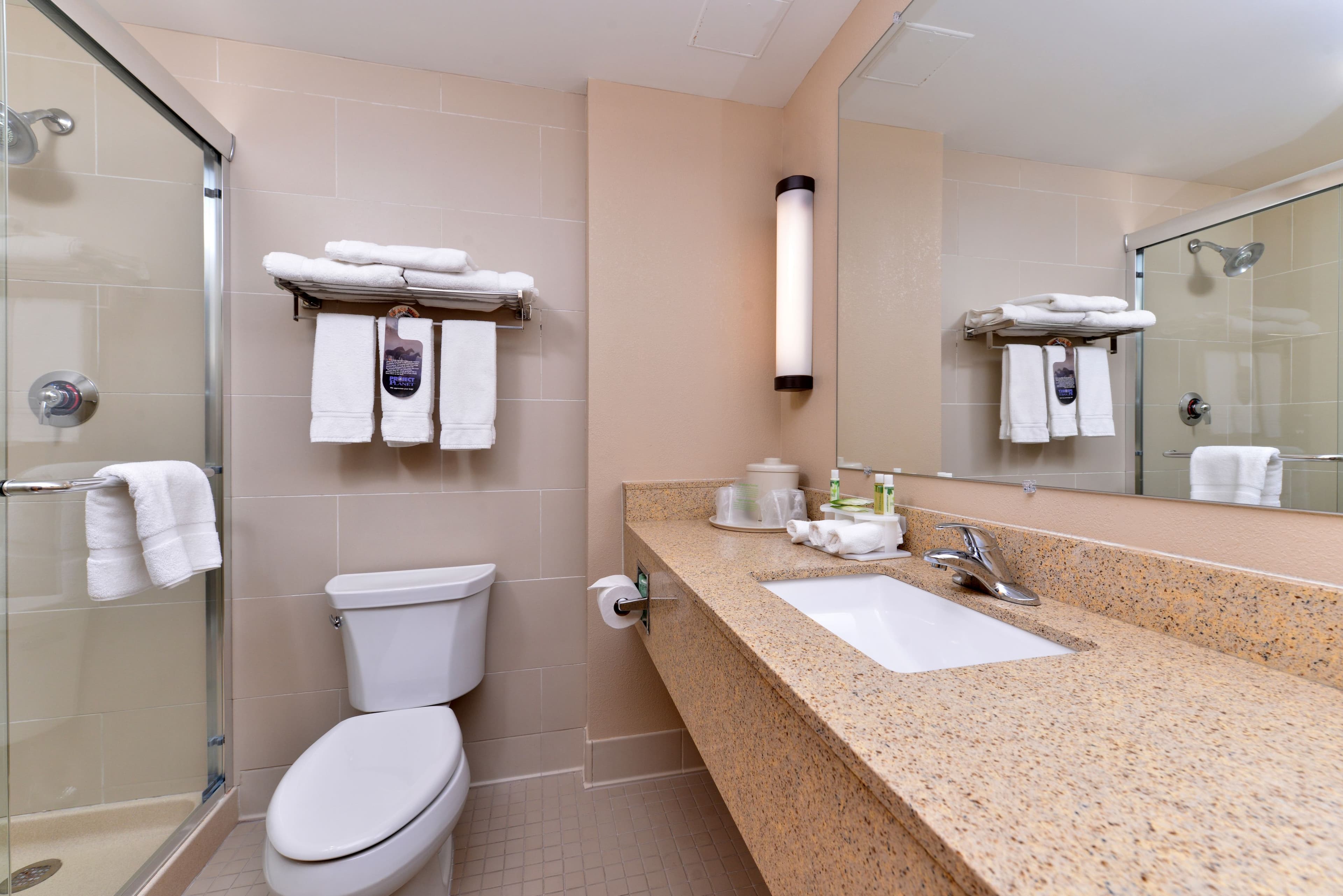 Holiday Inn Express Breezewood — 6