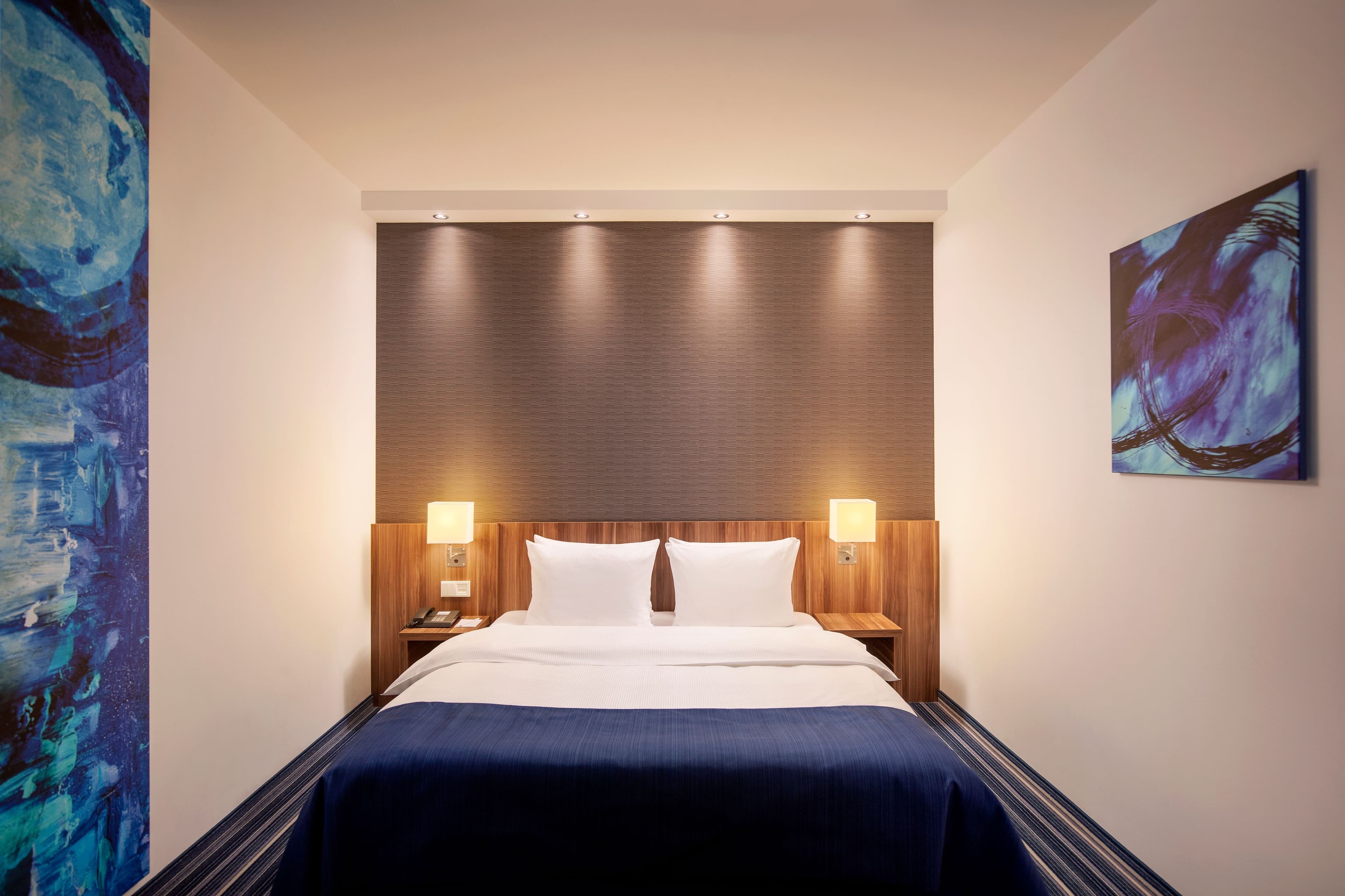 Holiday Inn Express Bremen Airport — 5