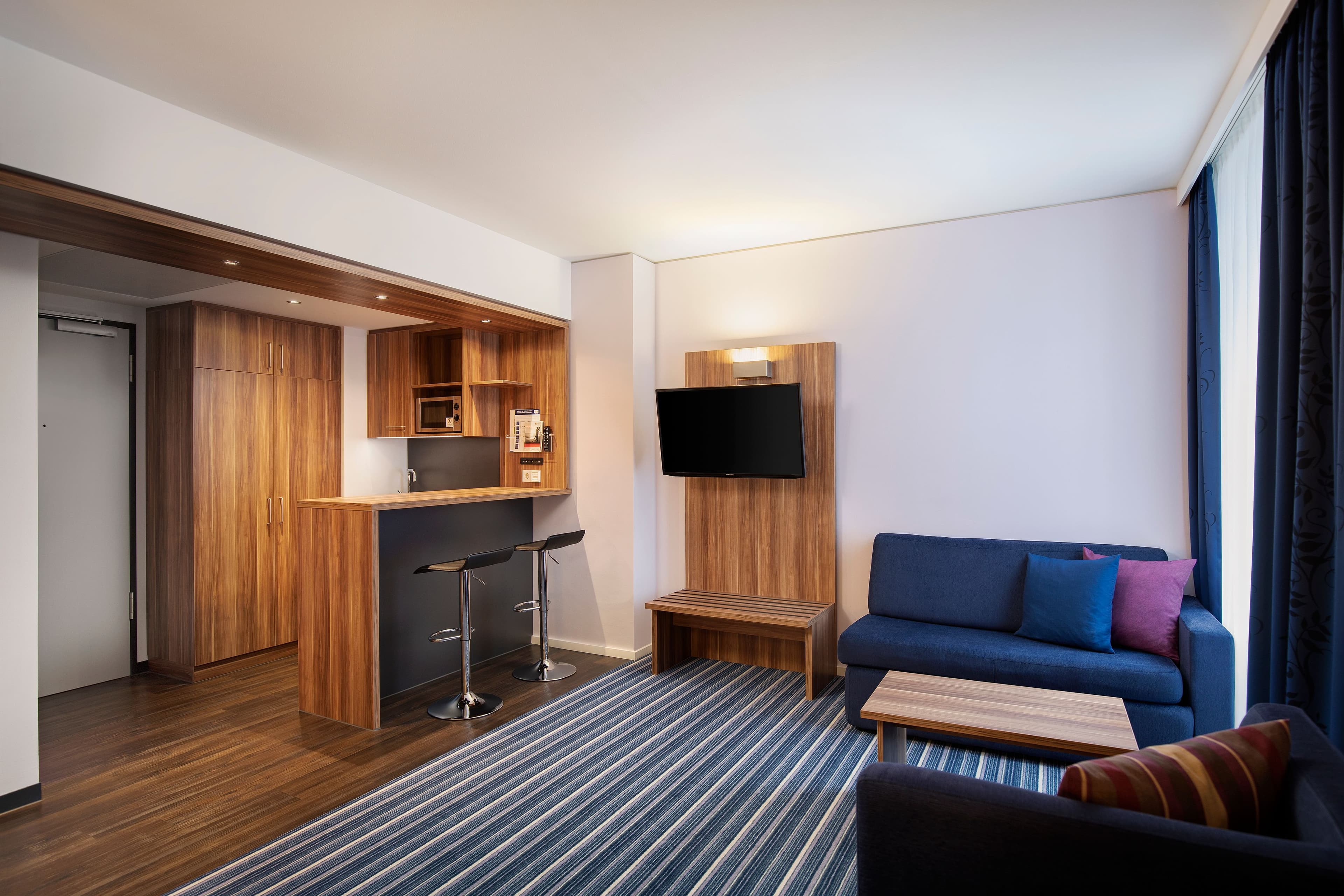 Holiday Inn Express Bremen Airport — 2