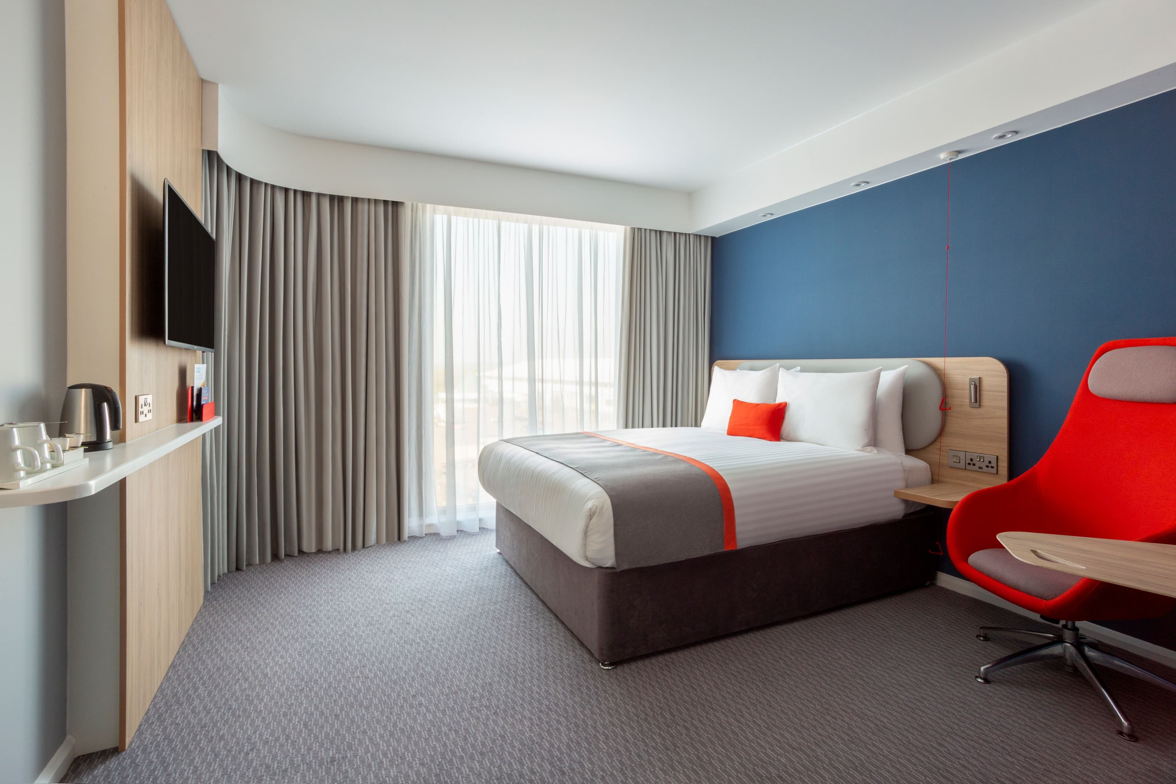Holiday Inn Express Bridgwater M5, Jct. 24 — 16