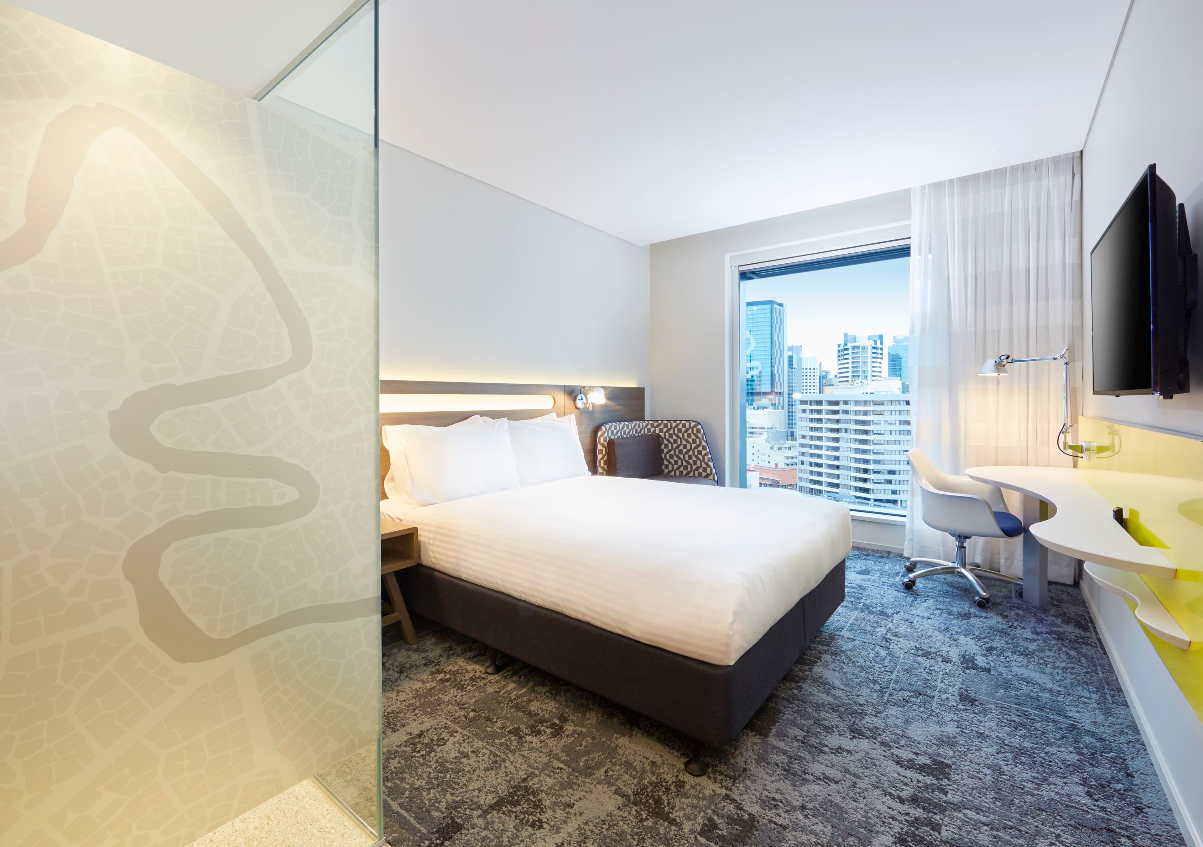 Holiday Inn Express Brisbane Central - Image 4