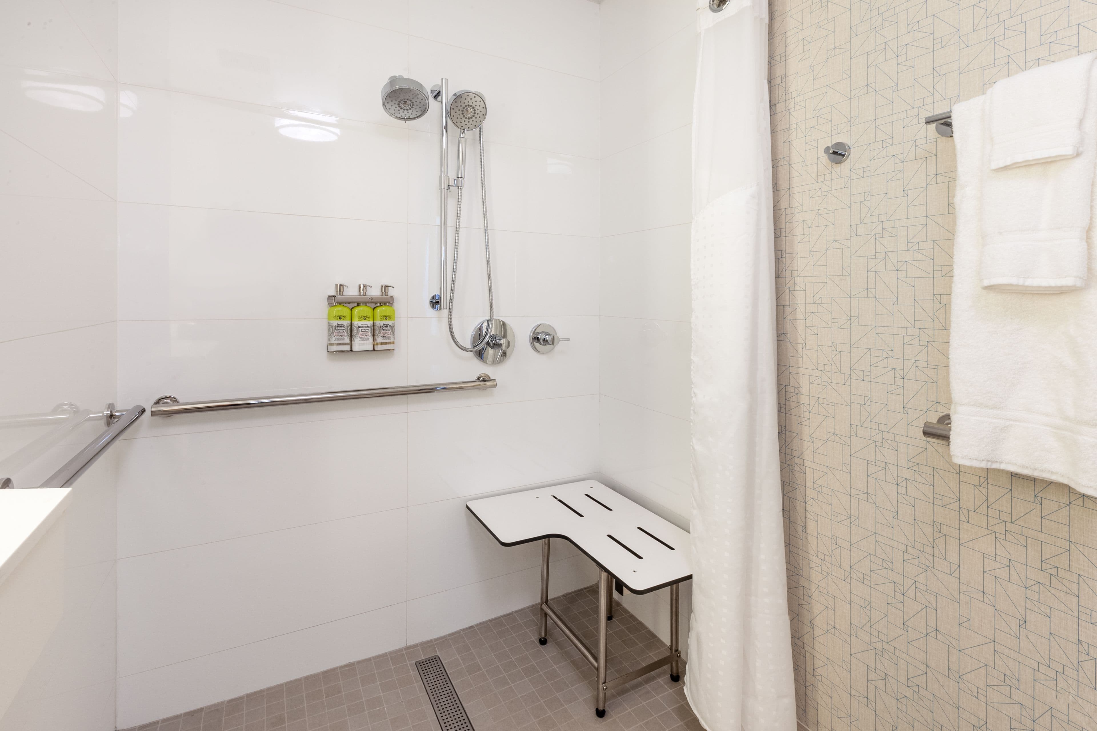 Holiday Inn Express NYC Brooklyn - Sunset Park - Image 5