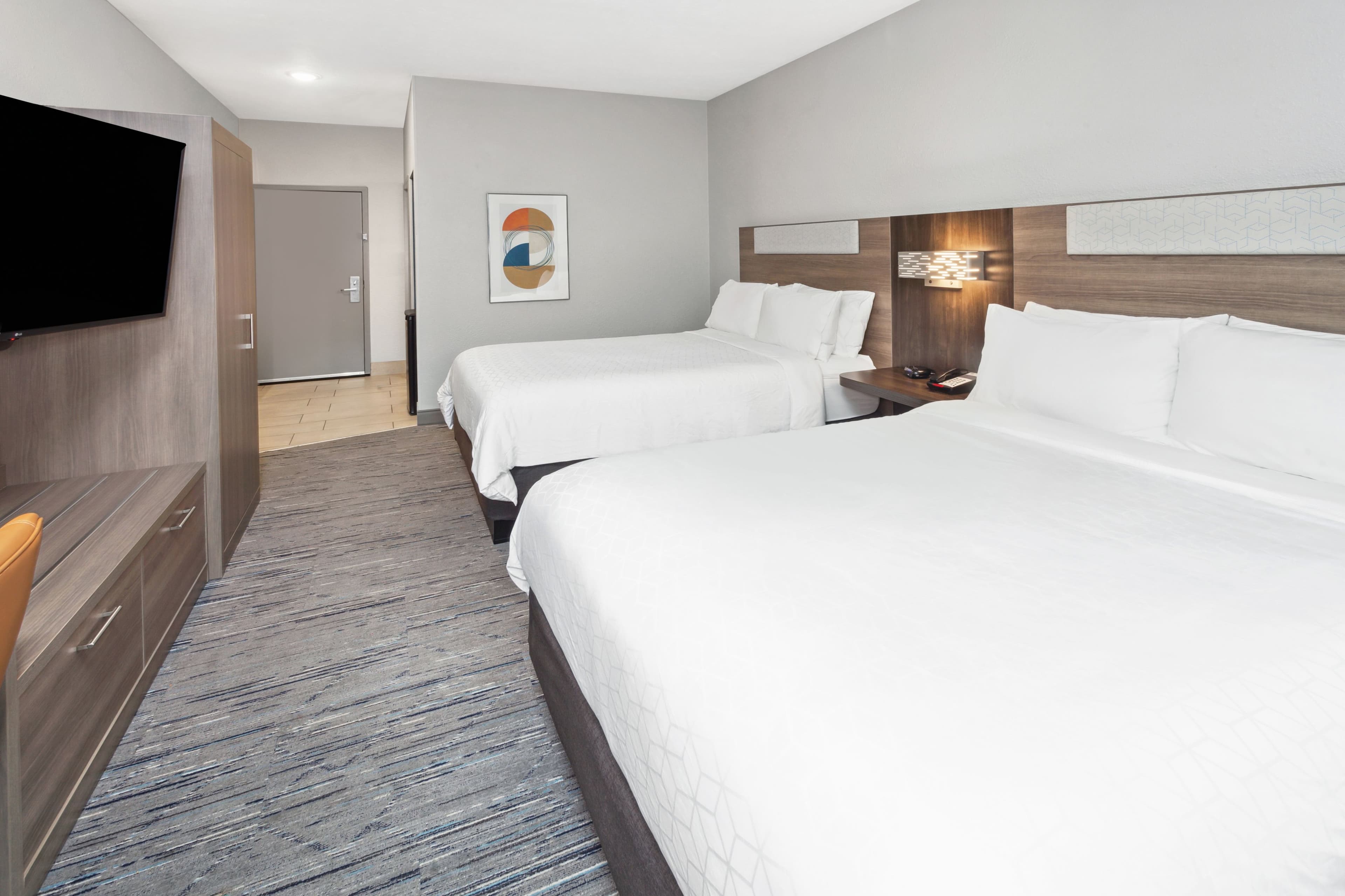 Holiday Inn Express Cleveland Airport - Brook Park — 34