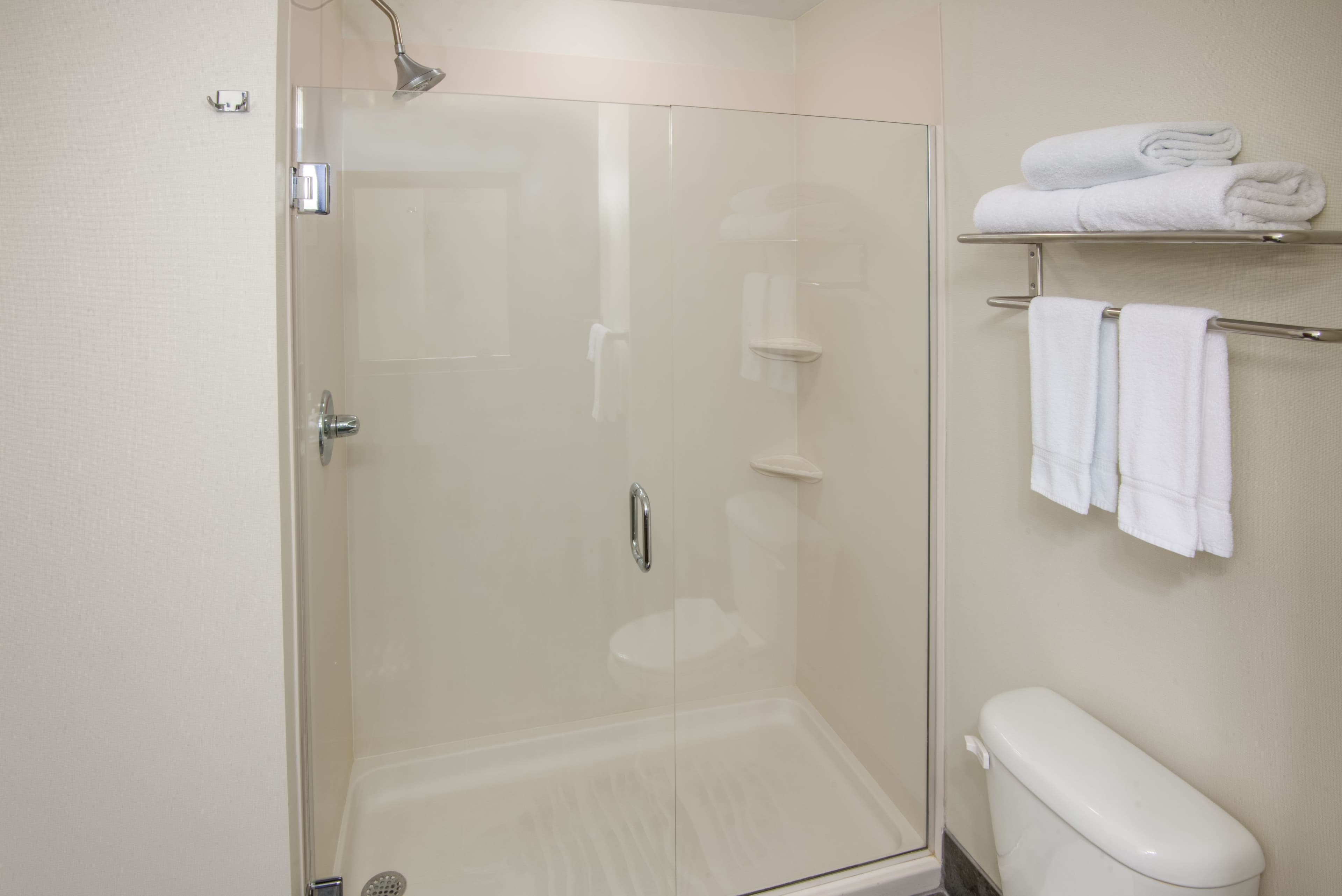 Holiday Inn Express Cleveland Airport - Brook Park — 22
