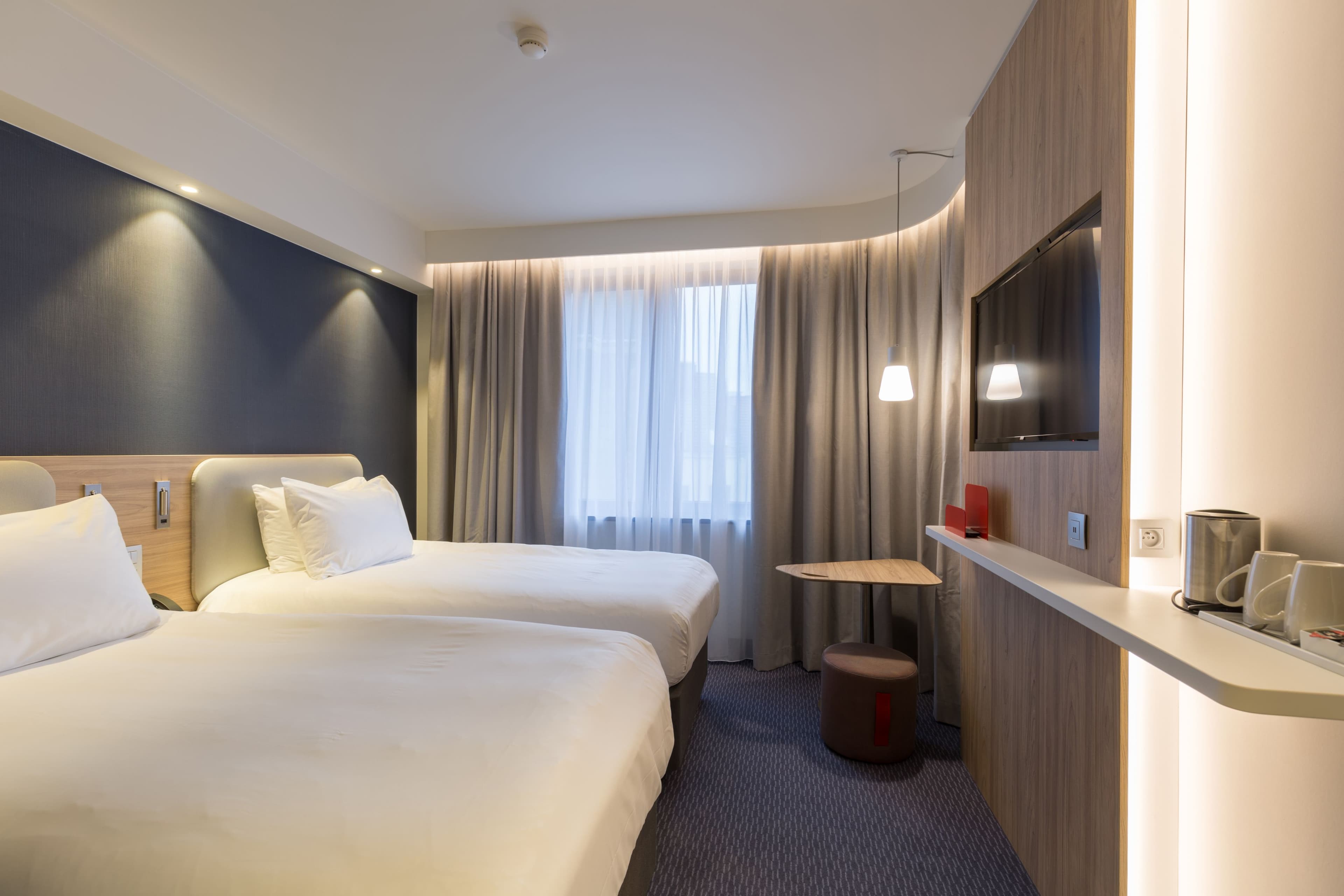 Standard Room with Free Breakfast - Image 6