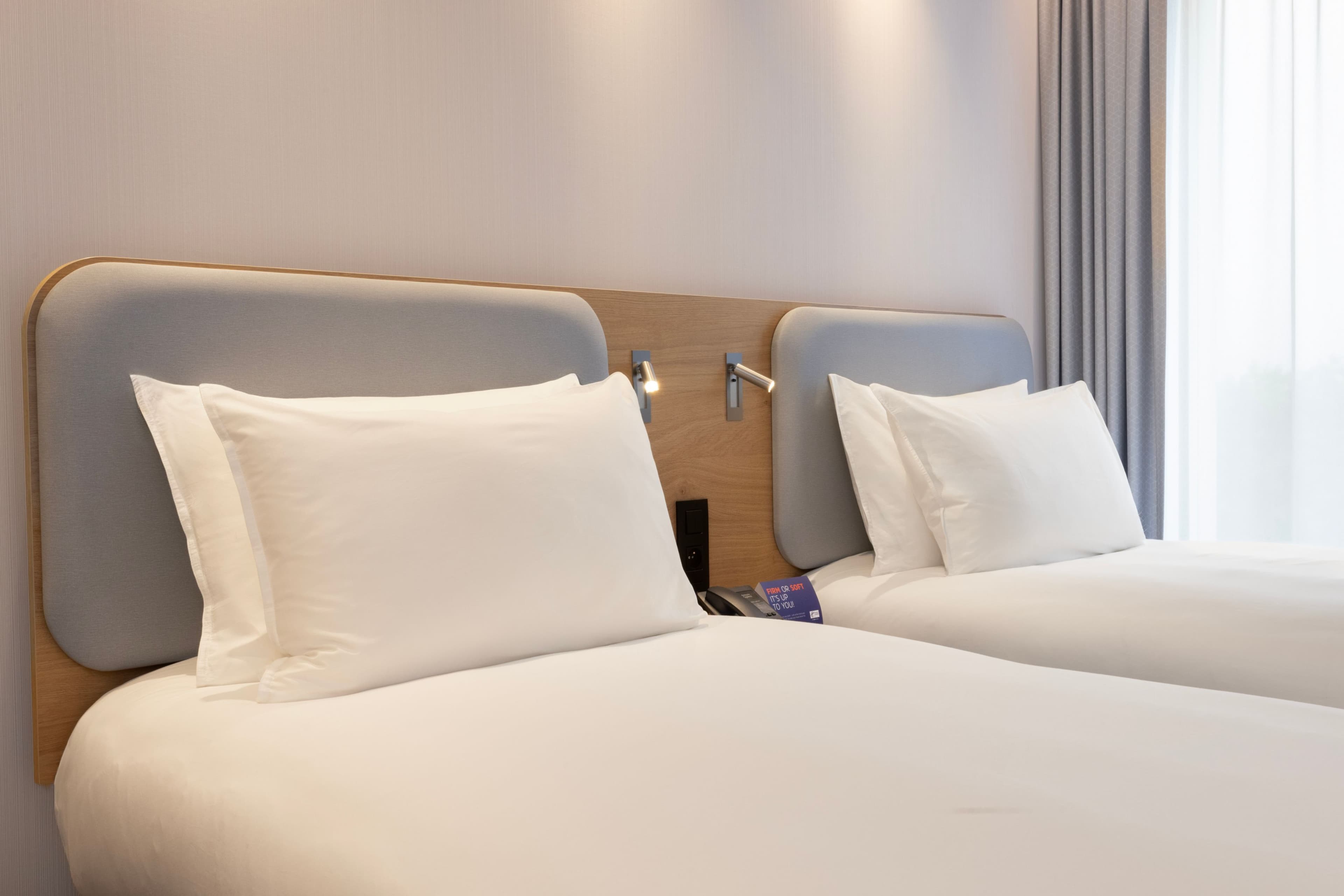Holiday Inn Express Brussels - Airport — 23
