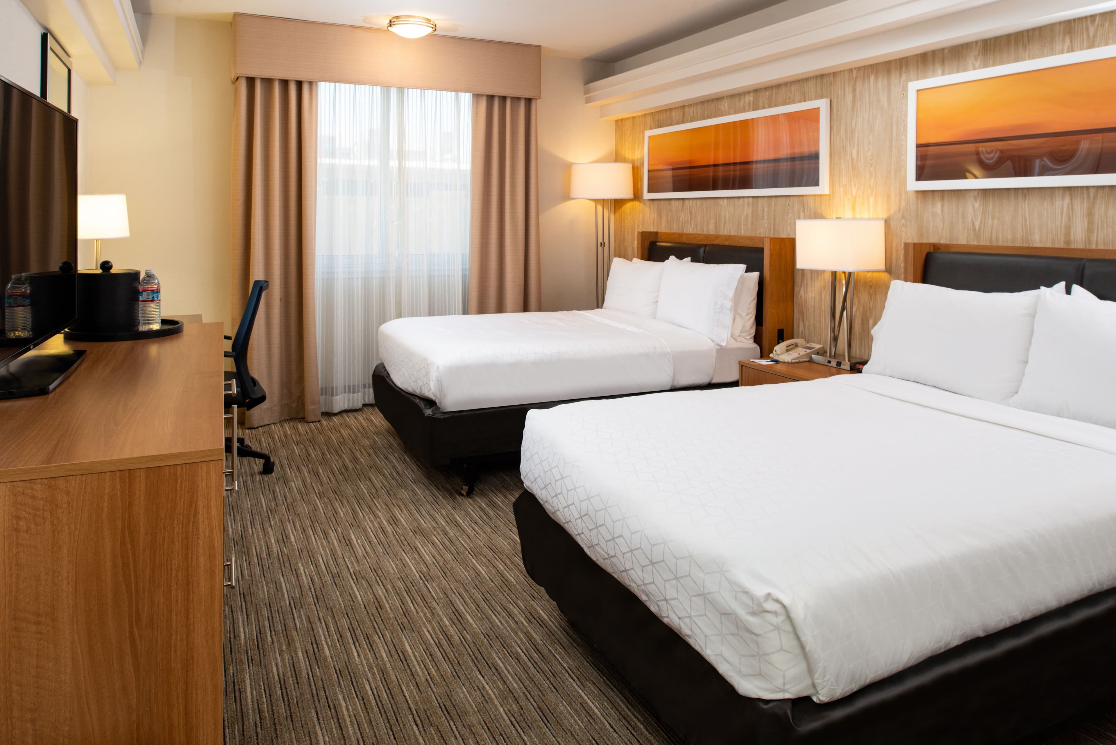 Holiday Inn Express San Francisco-Airport South — 11