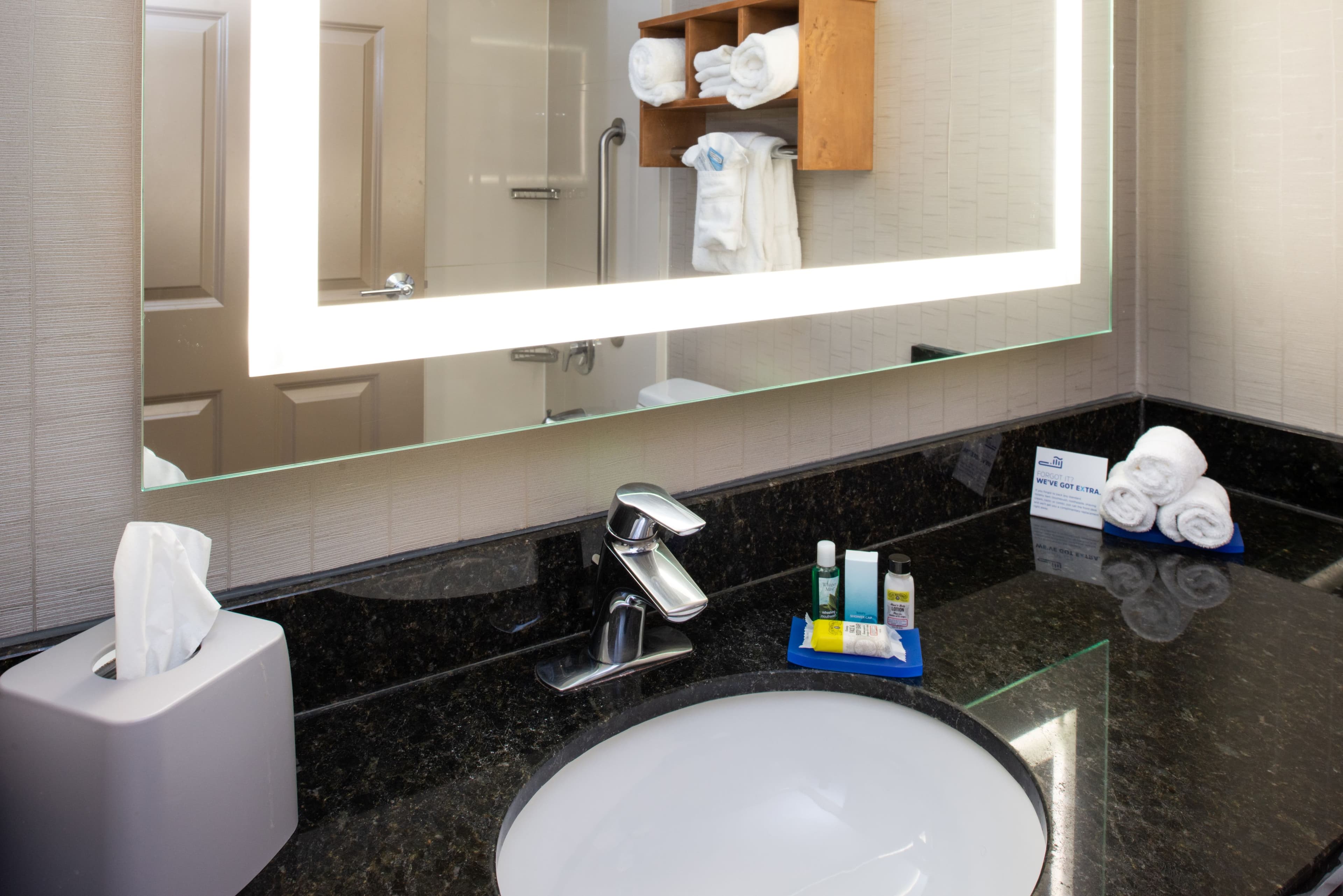 Holiday Inn Express San Francisco-Airport South — 7