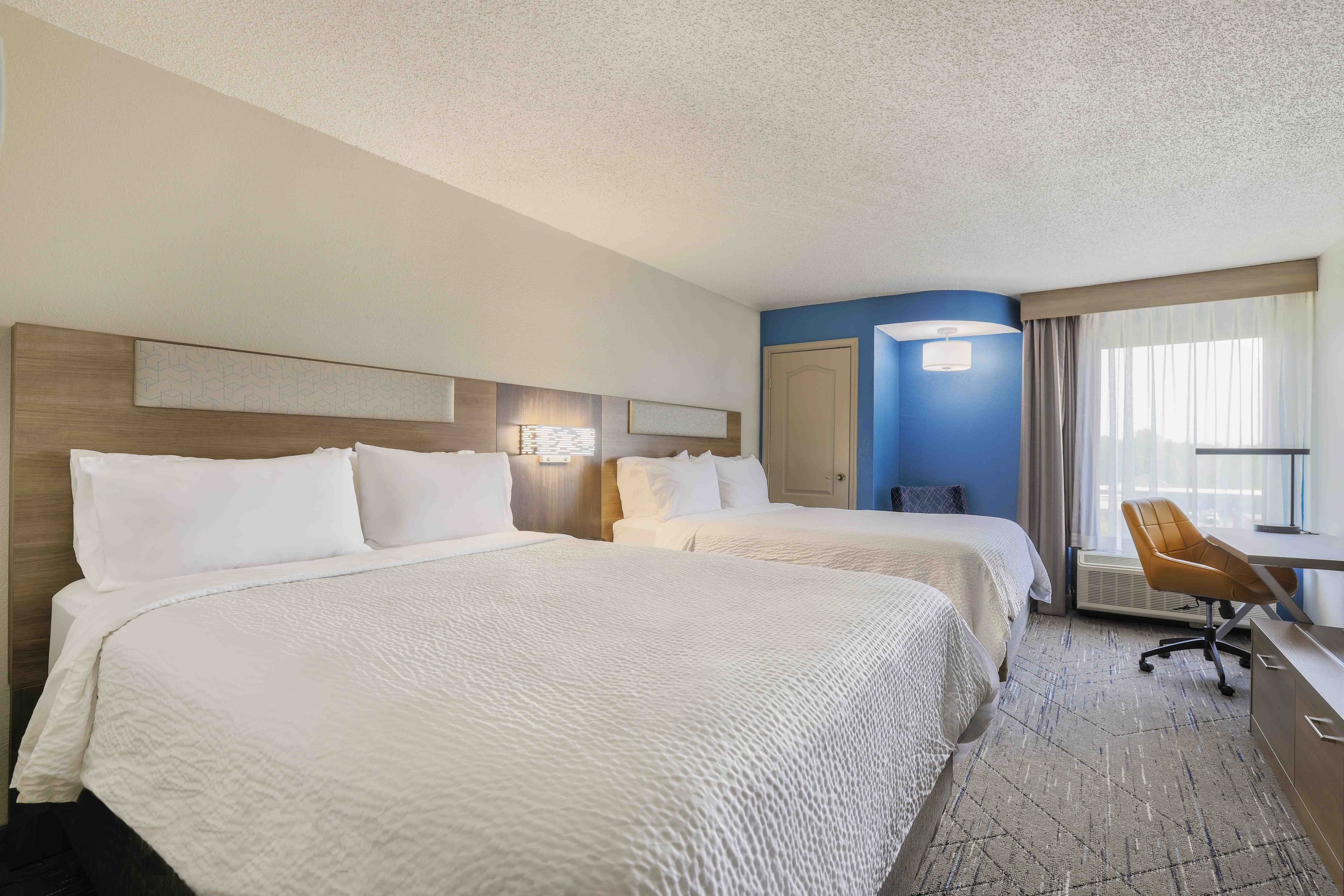 Holiday Inn Express Burlington — 38