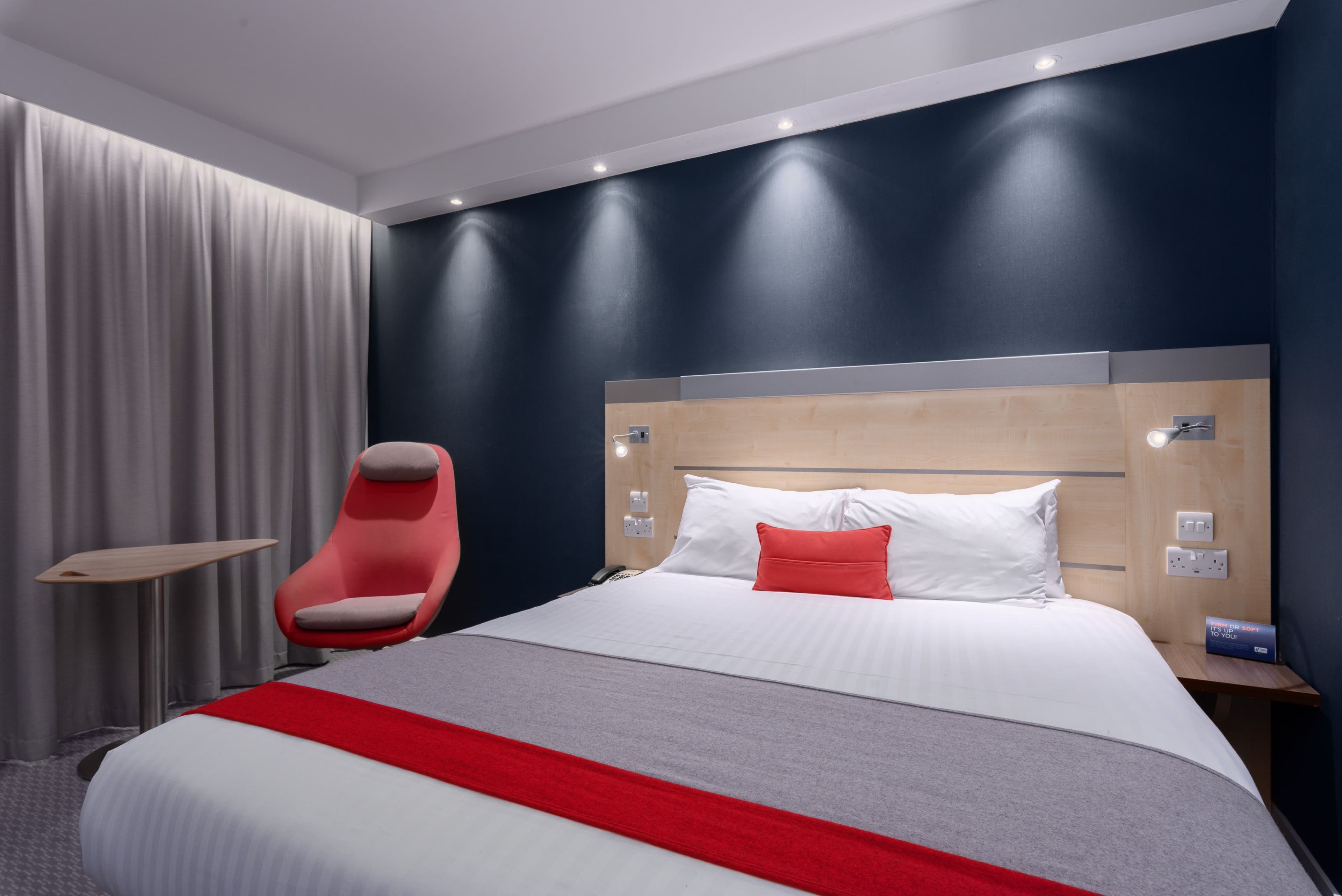 Holiday Inn Express Burnley M65, Jct.10 — 13