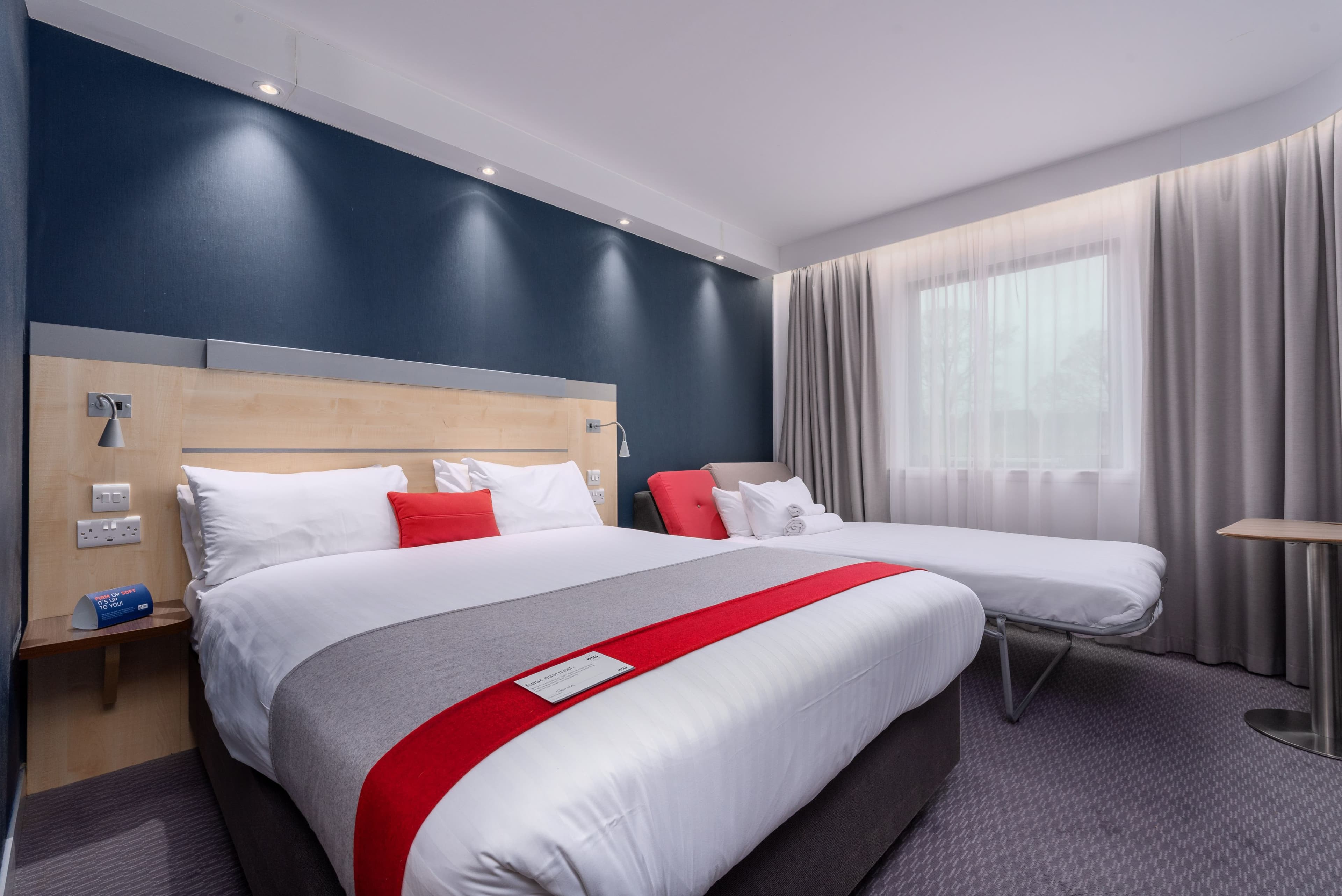 Holiday Inn Express Burnley M65, Jct.10 — 7
