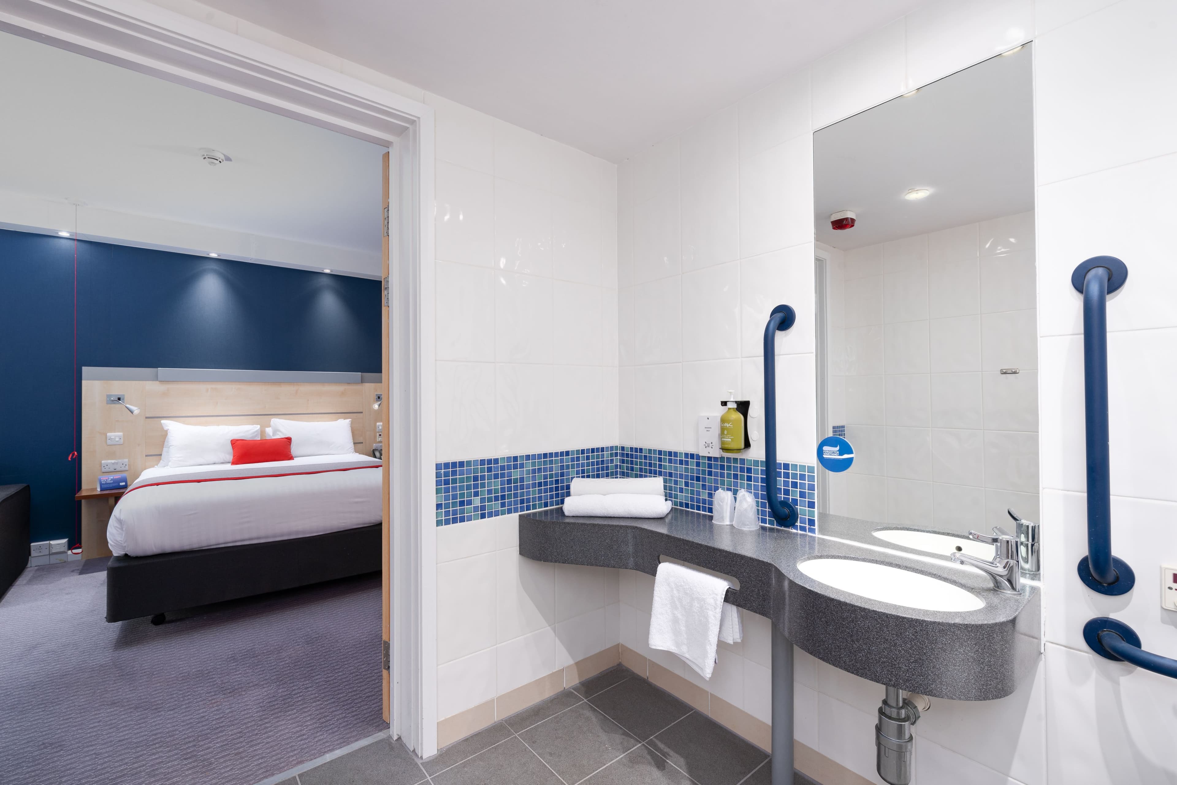 Holiday Inn Express Burnley M65, Jct.10 — 23