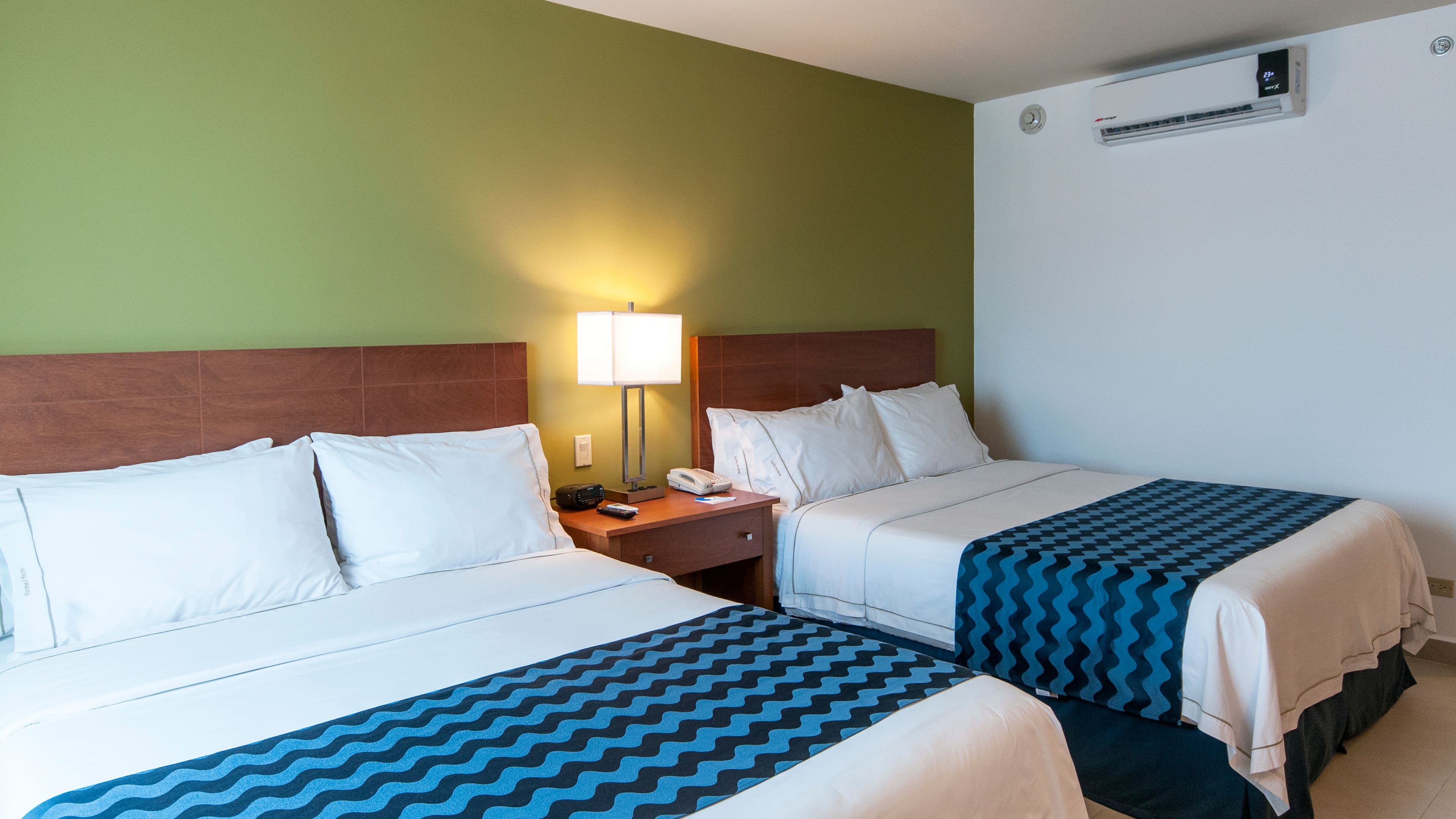 Holiday Inn Express Cabo San Lucas — 12