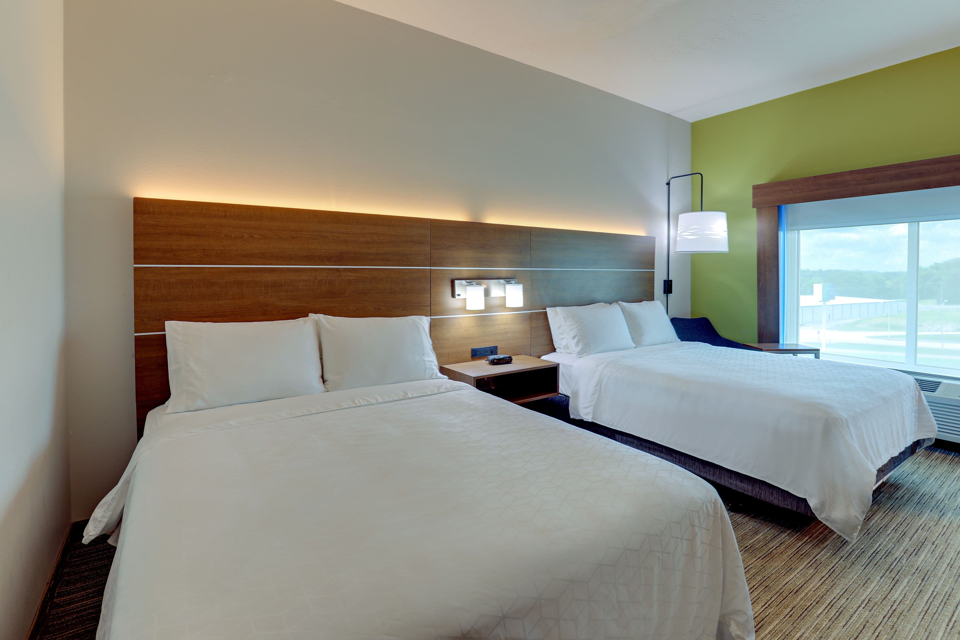 Holiday Inn Express Campbellsville — 16