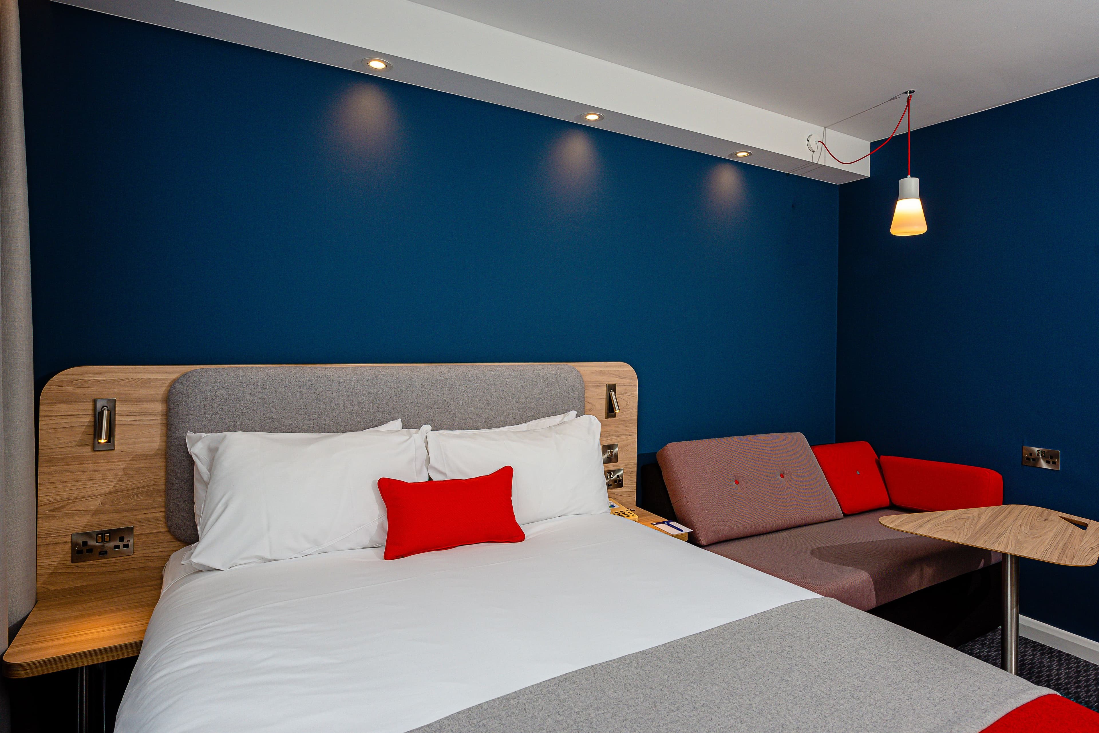 Holiday Inn Express Canterbury — 15