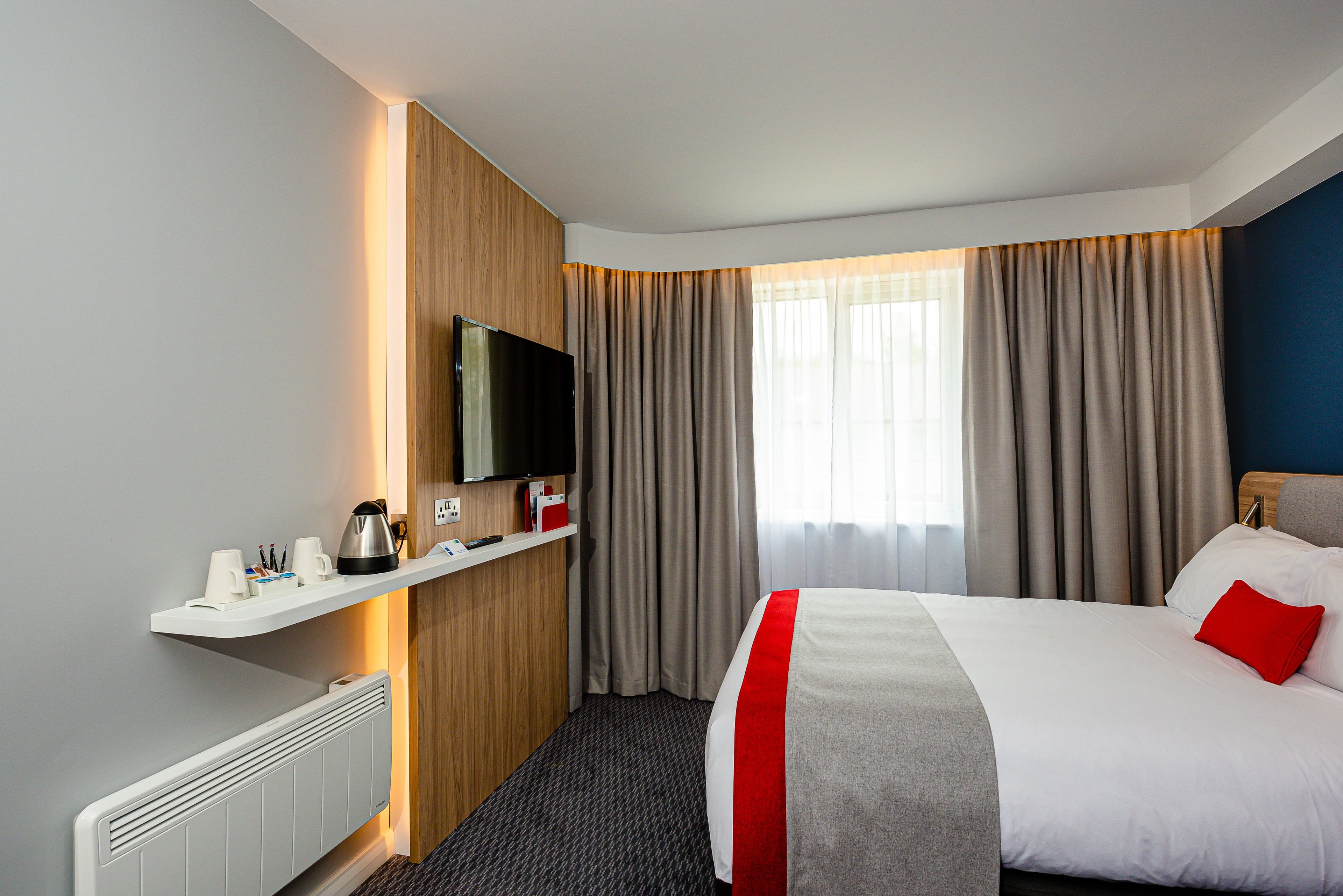 Holiday Inn Express Canterbury - Image 4