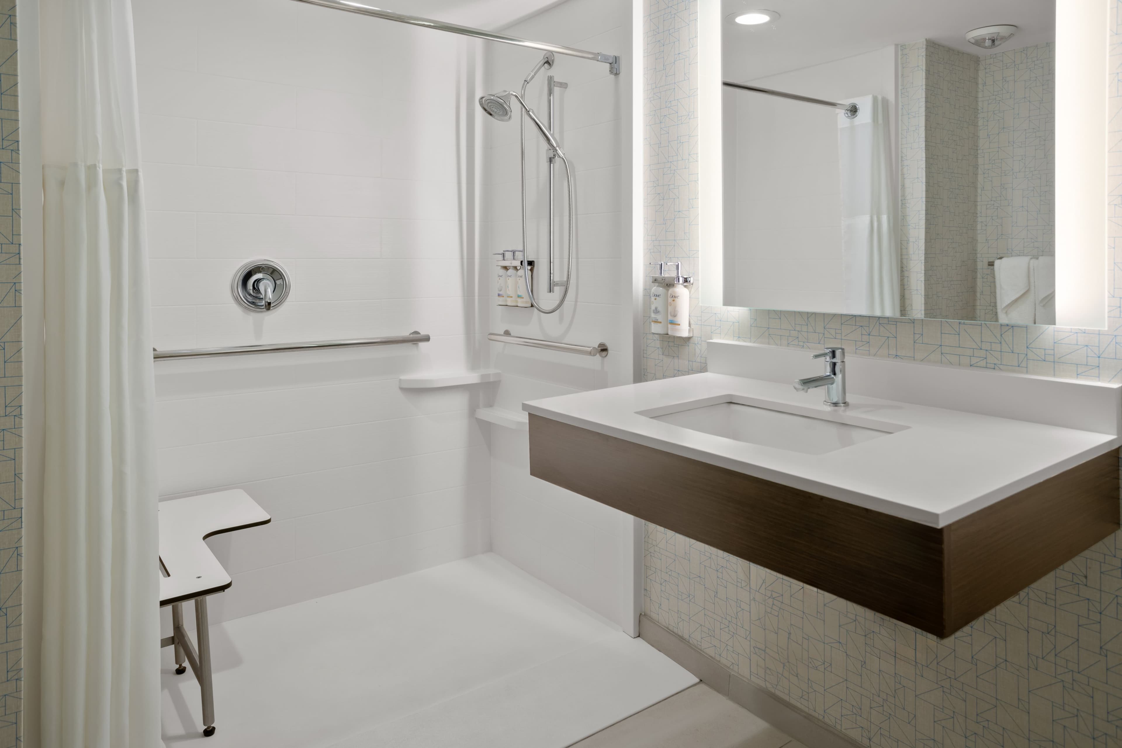 Holiday Inn Express Stony Brook-Long Island — 11
