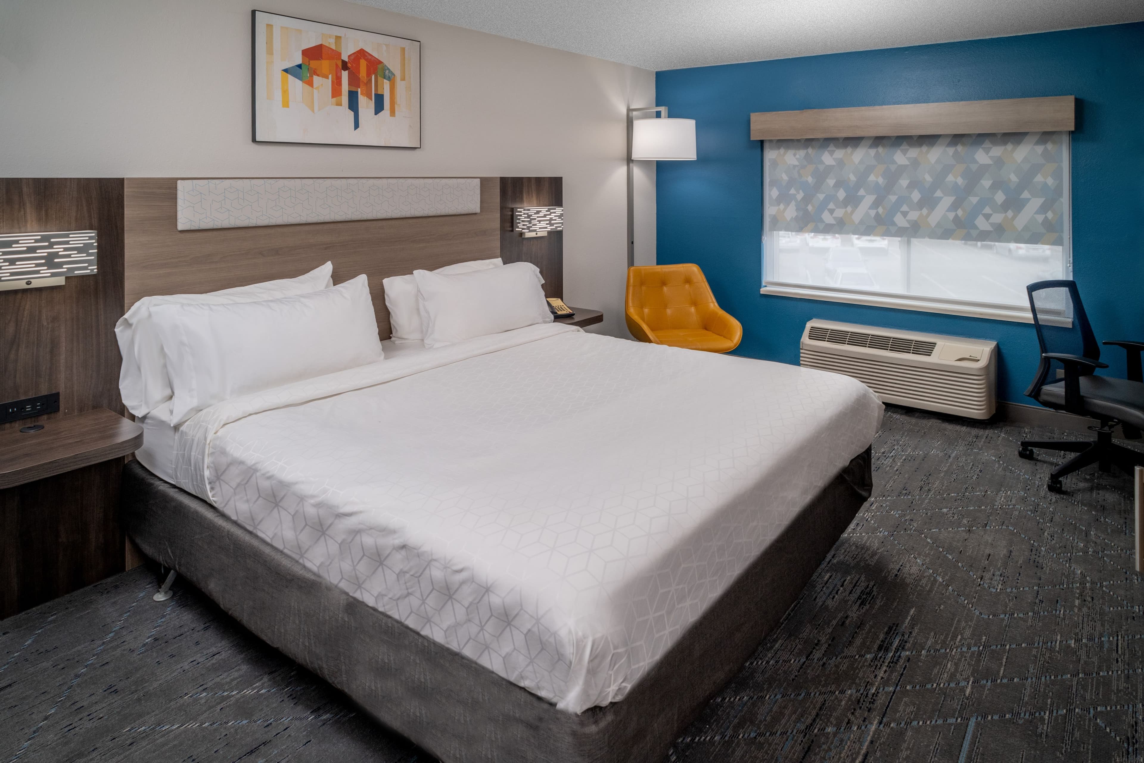 Holiday Inn Express & Suites Charleston-Kanawha City — 10