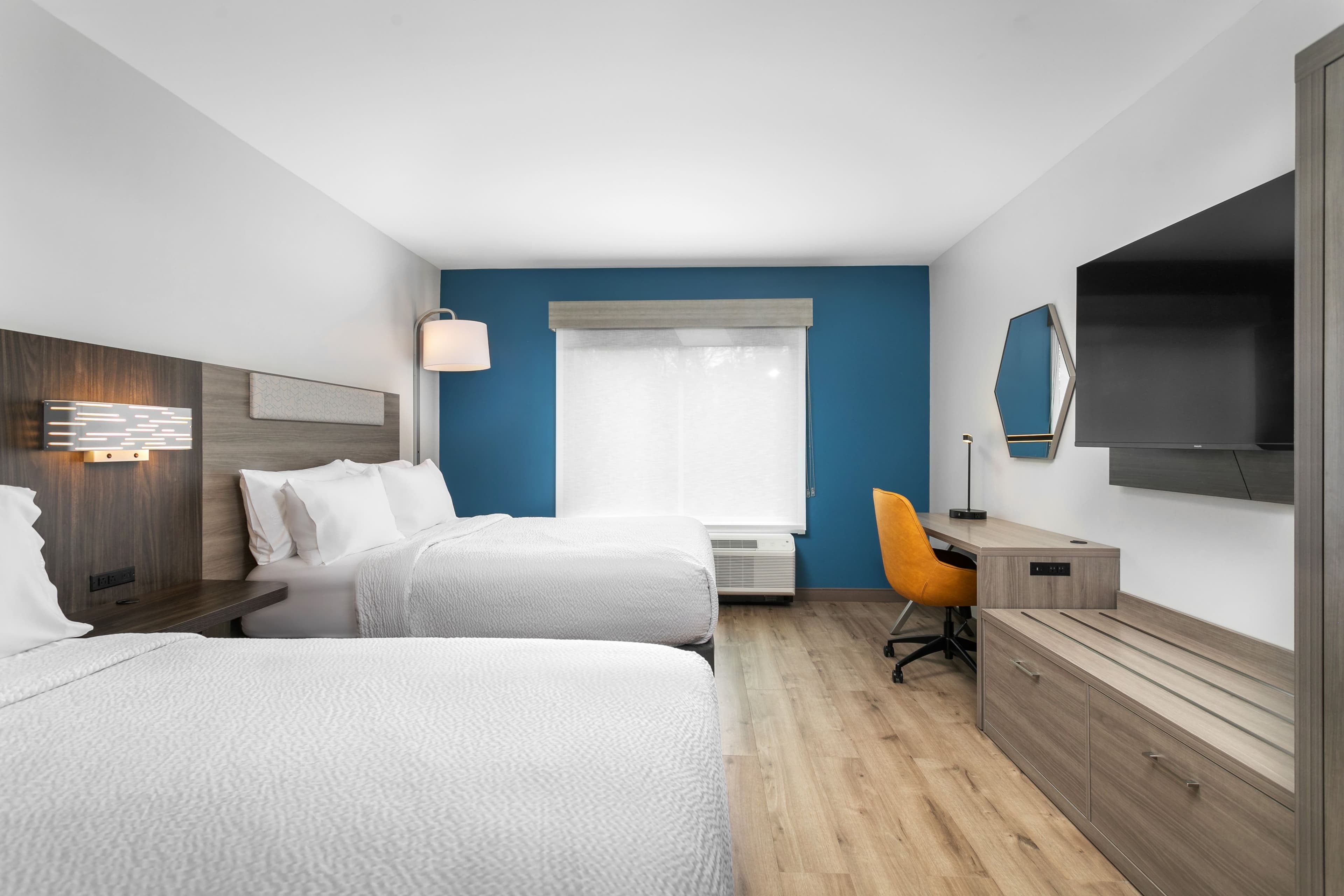 Holiday Inn Express Chattanooga - Hamilton Place - Image 3