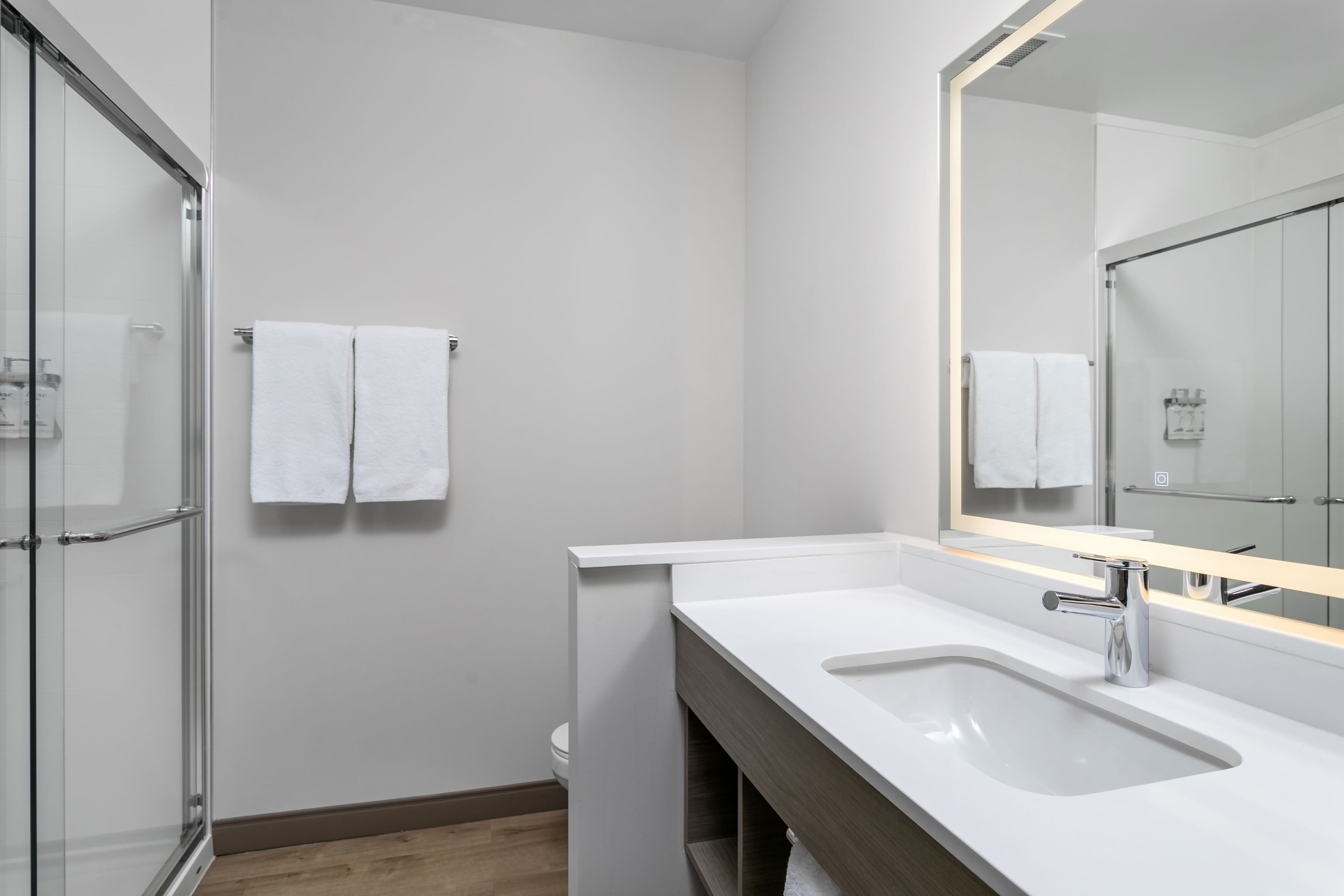 Standard Room - Image 5