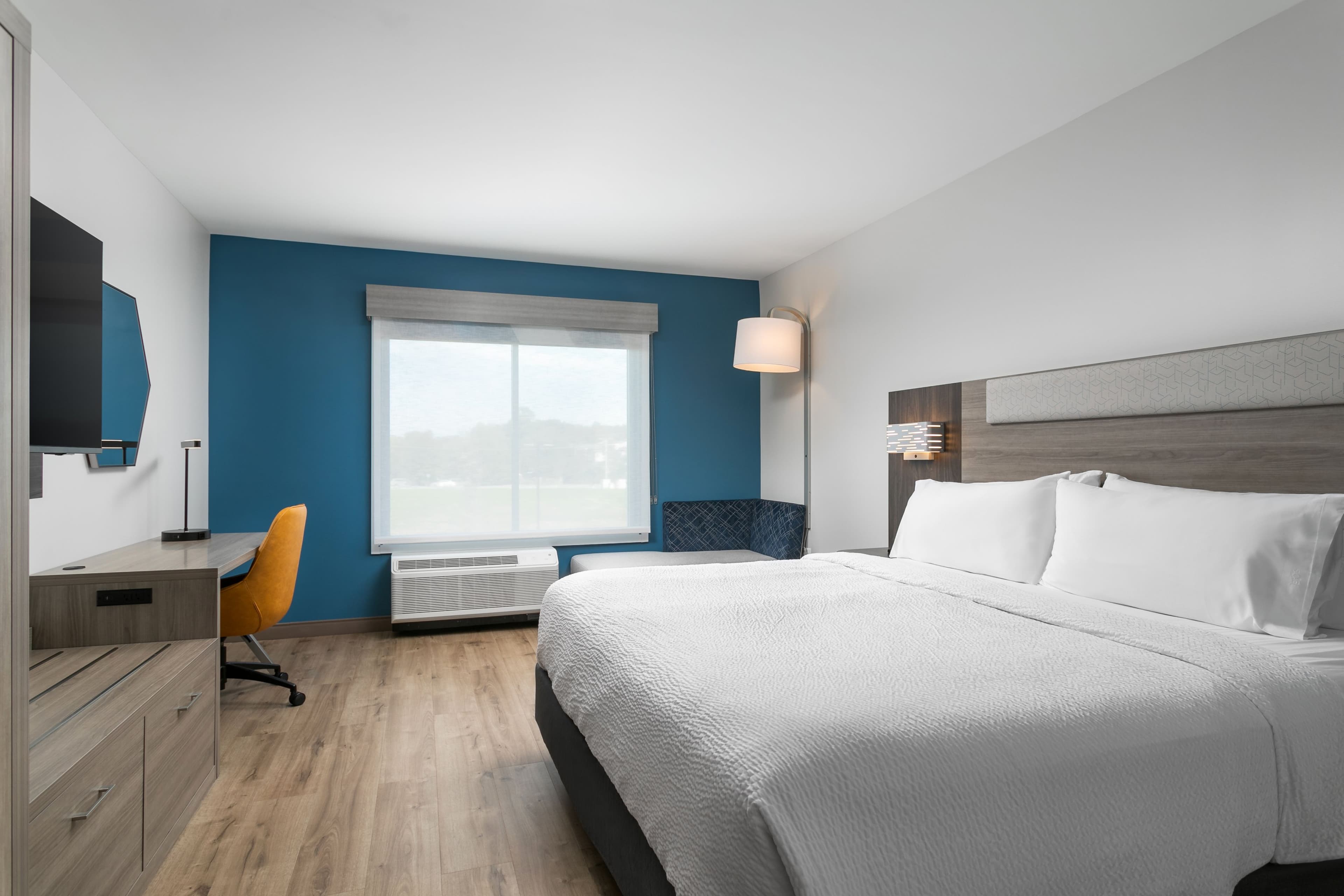 Holiday Inn Express Chattanooga - Hamilton Place - Image 4