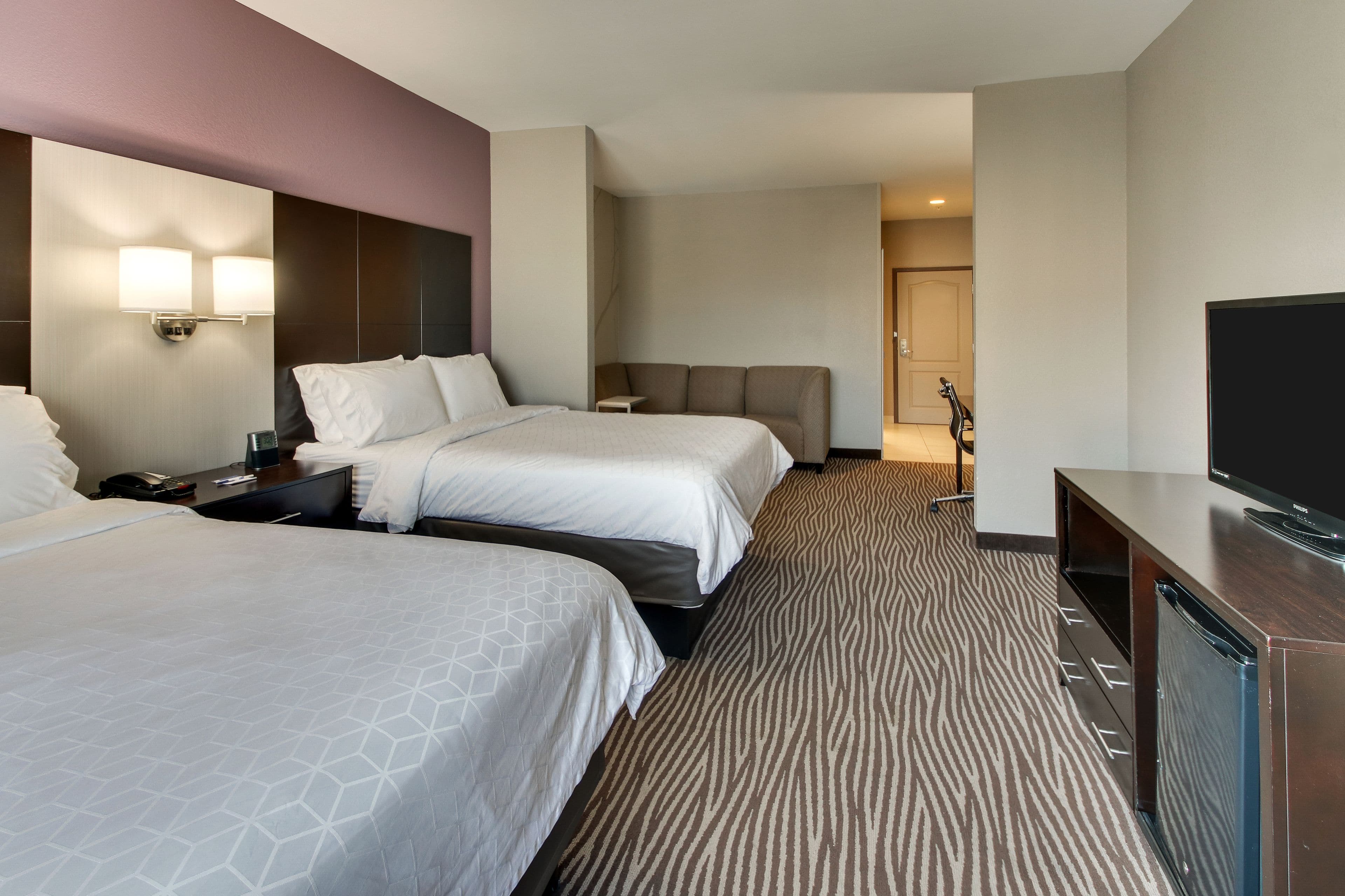 Holiday Inn Express Cheektowaga North East — 10