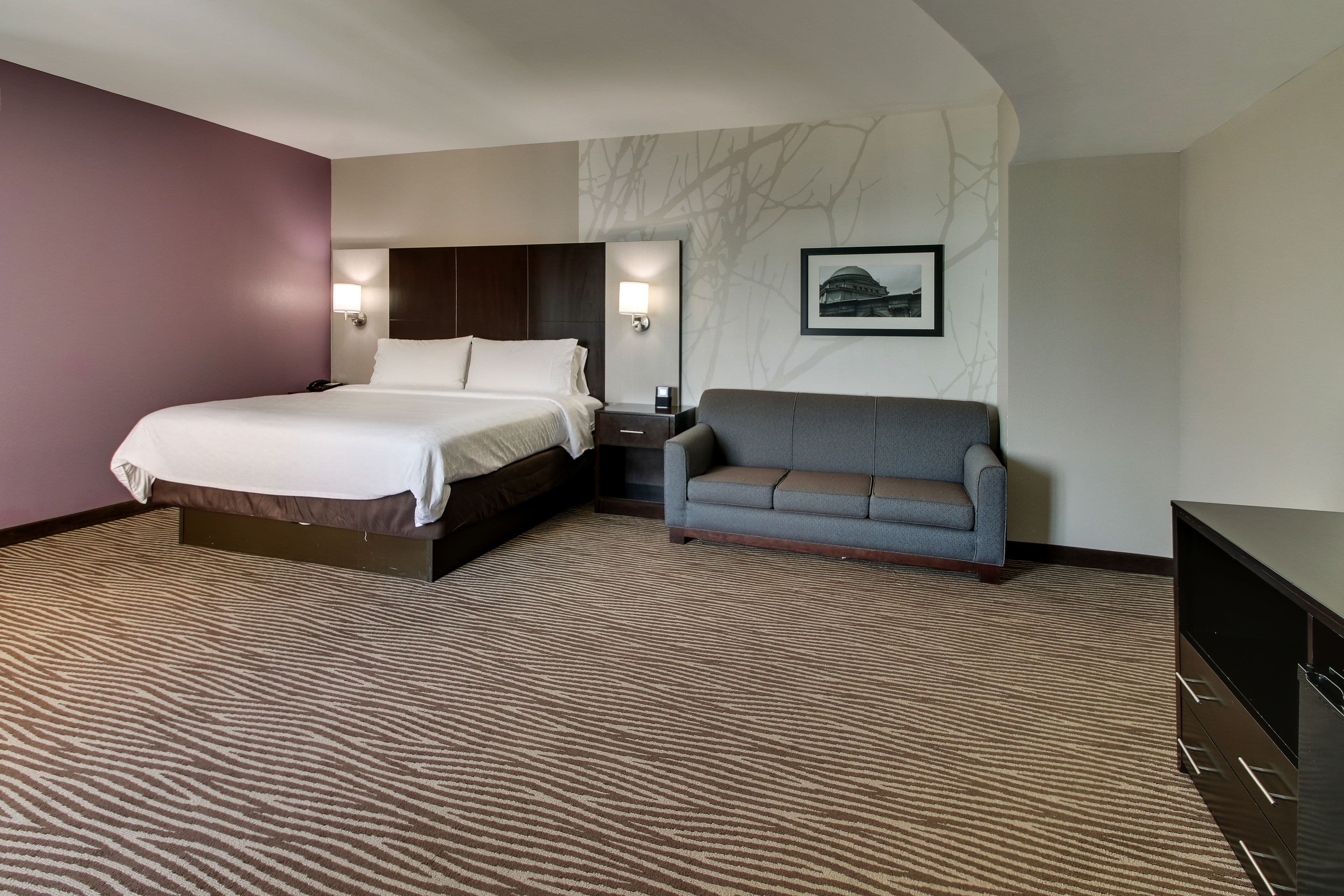 Holiday Inn Express Cheektowaga North East — 7
