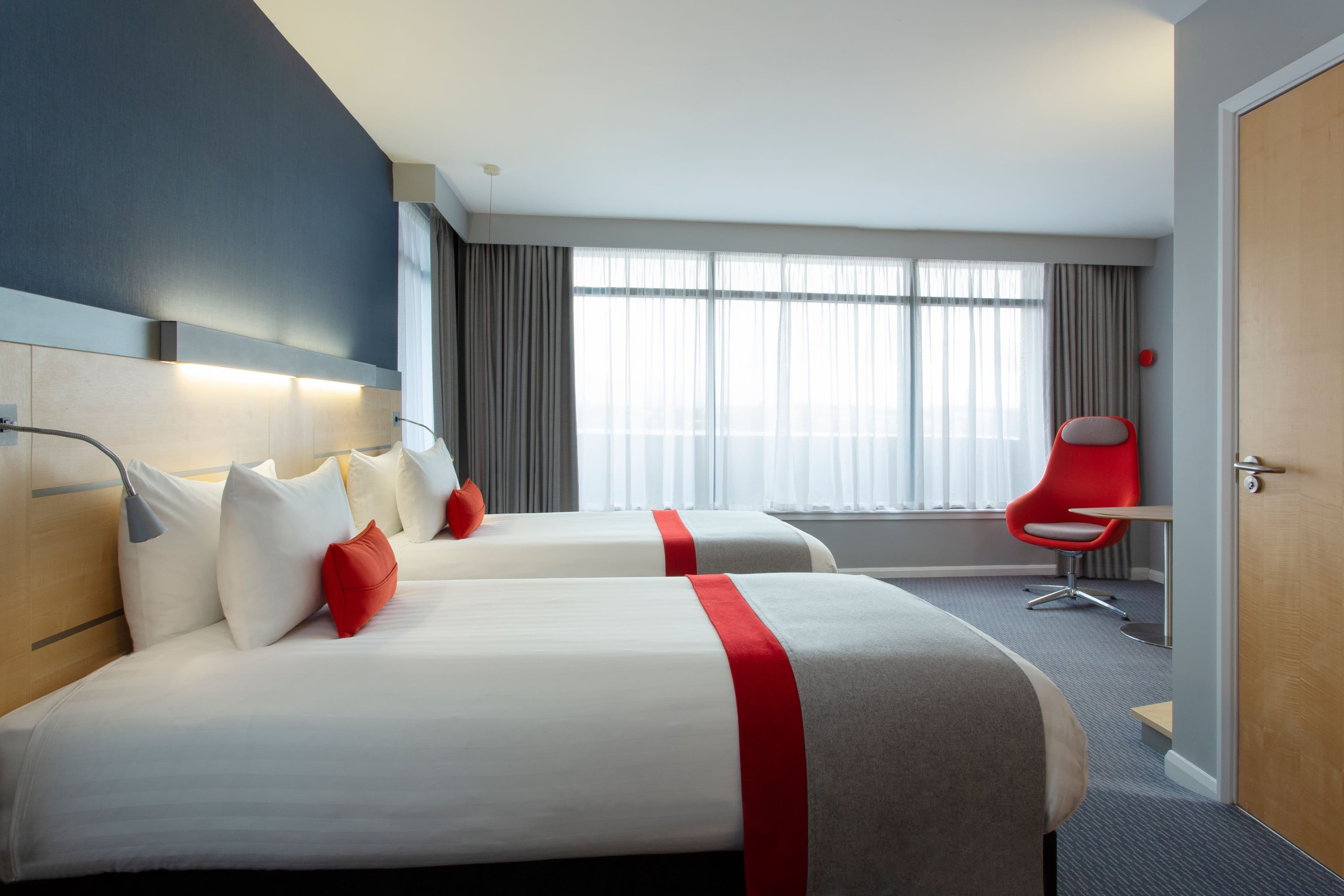Holiday Inn Express Cheltenham Town Centre — 13