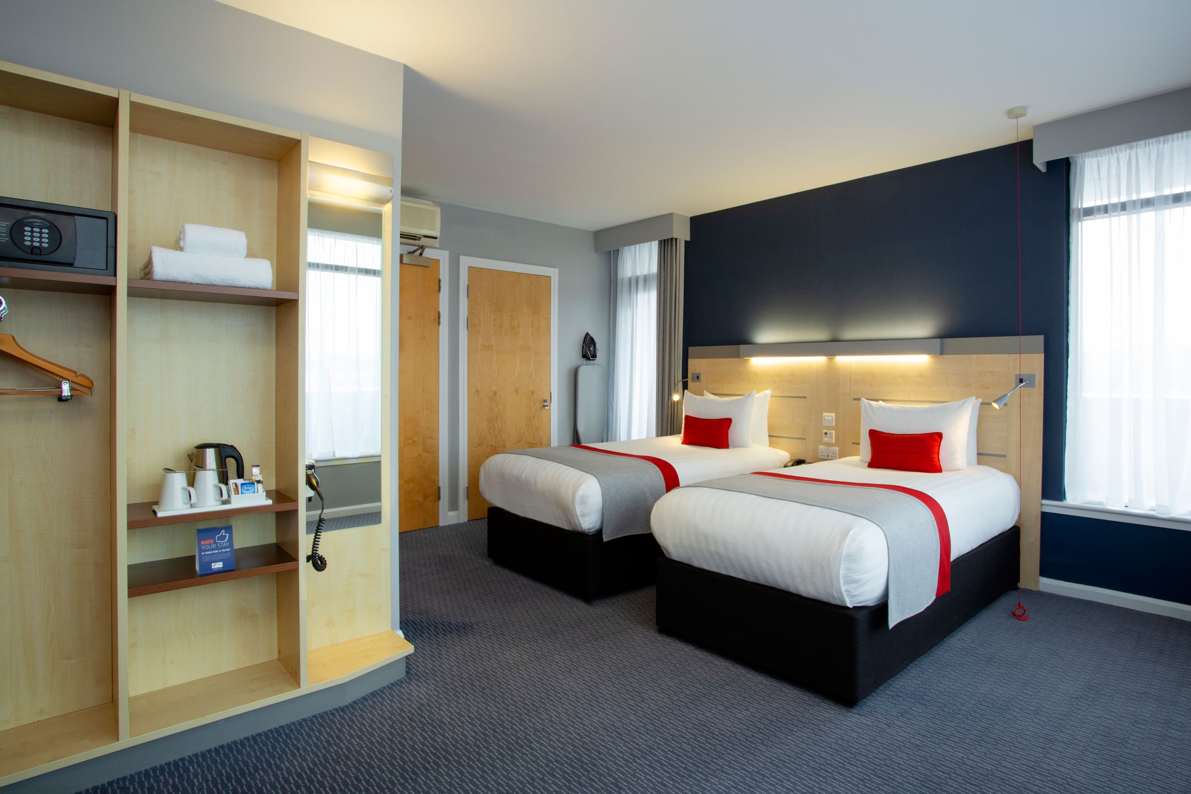 Holiday Inn Express Cheltenham Town Centre — 14