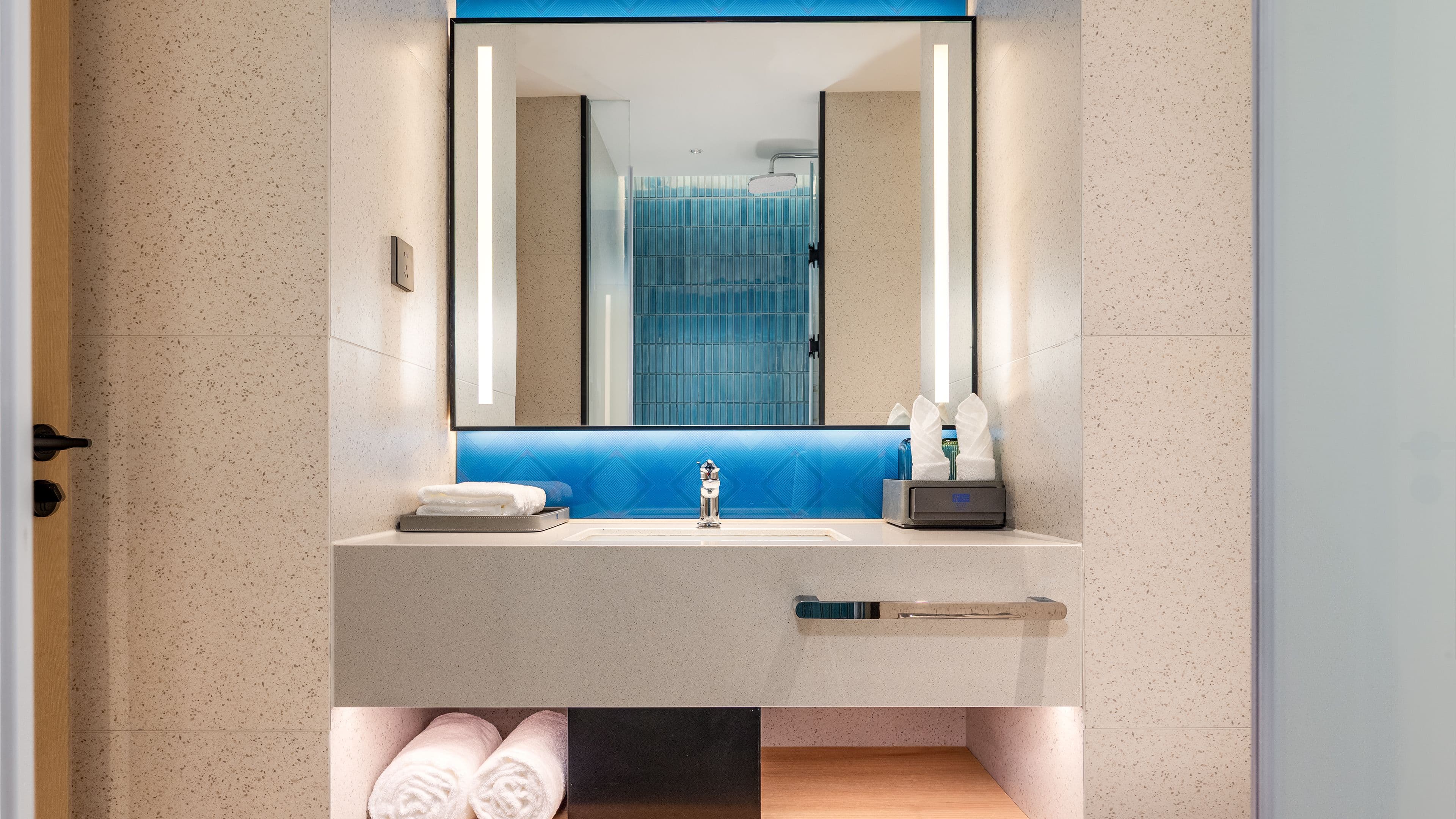 Holiday Inn Express Chengdu Phoenix Mountain - Image 2