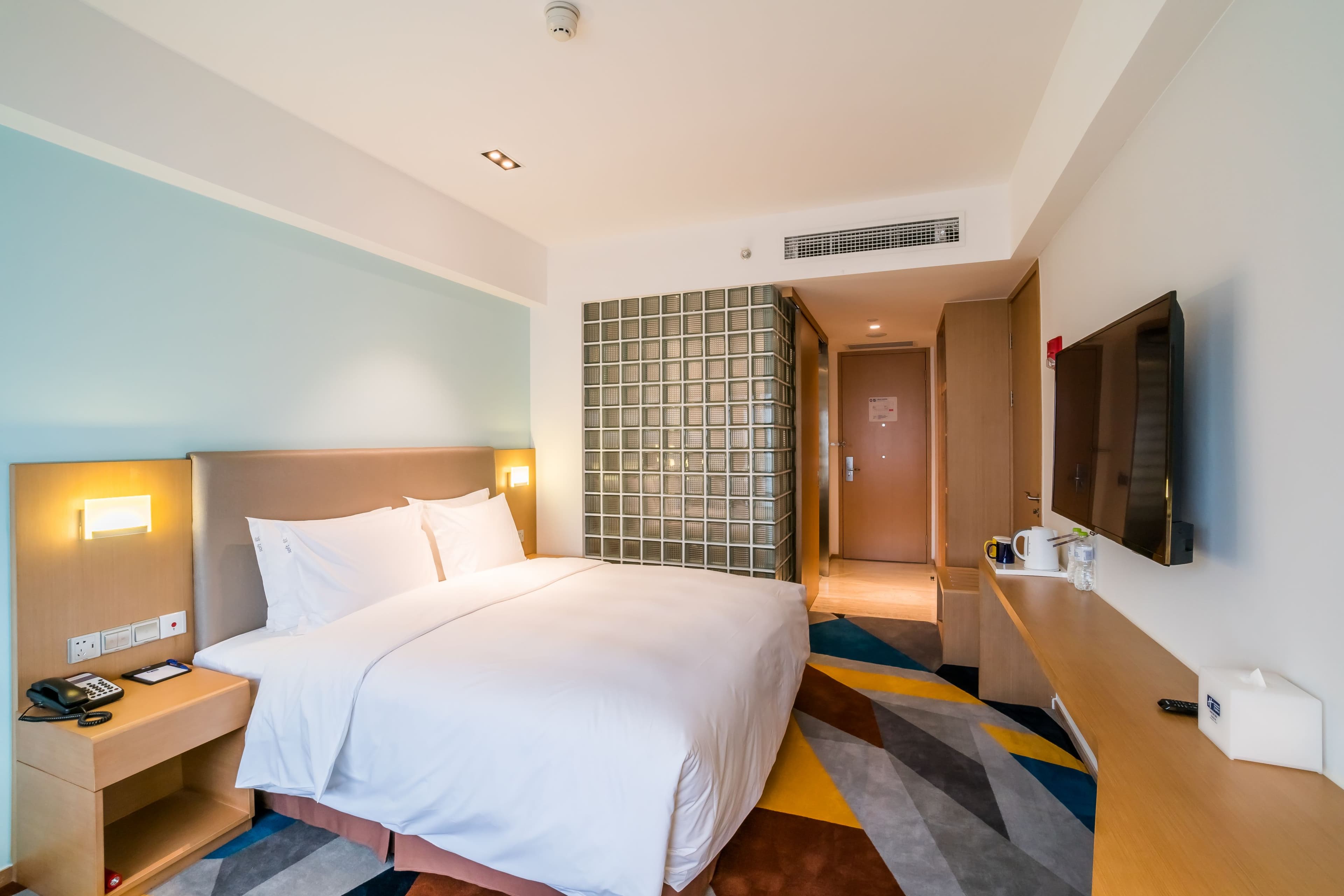 Holiday Inn Express Chengdu Xindu - Image 3