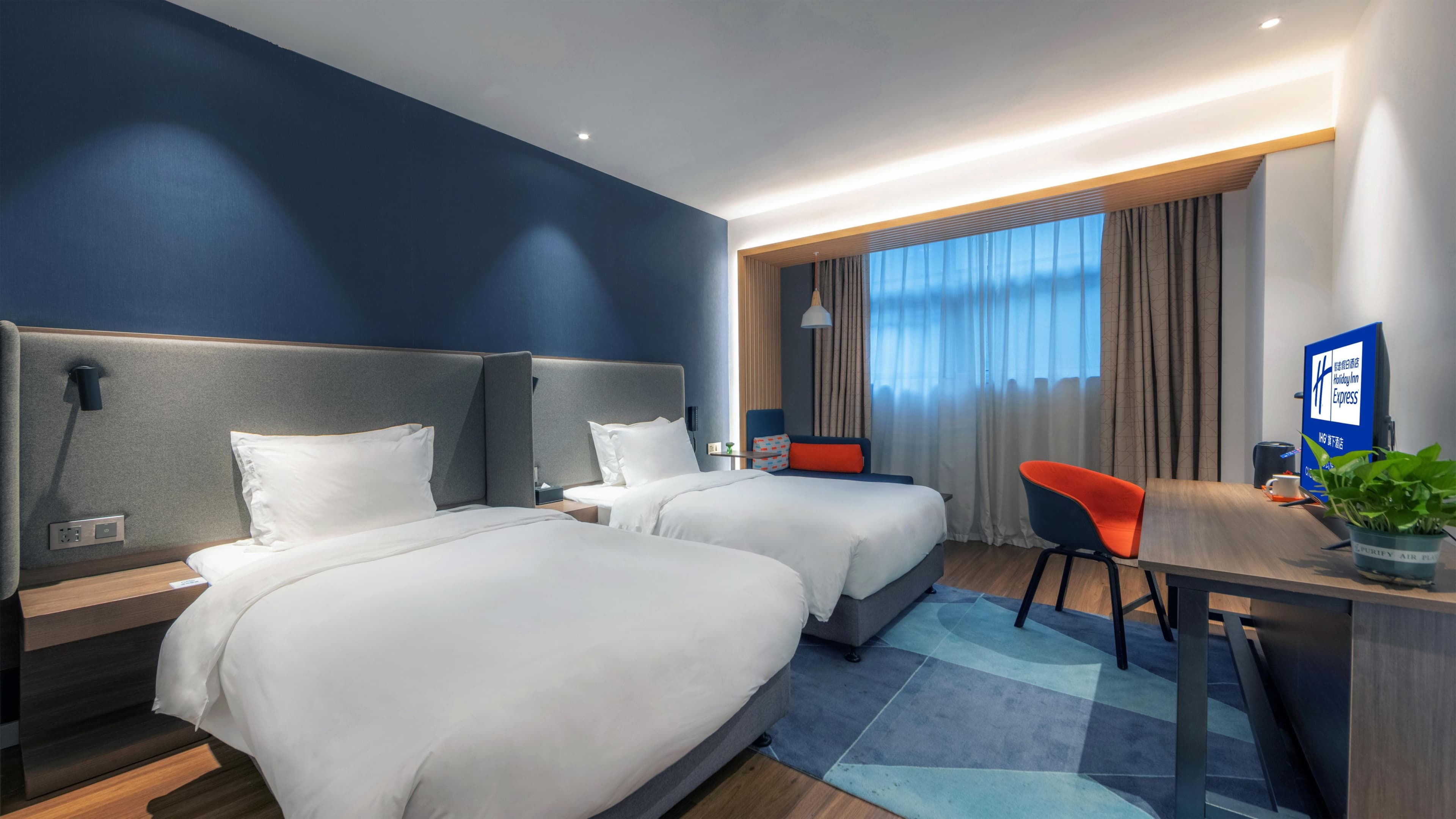 Holiday Inn Express Chengdu Wuhou New City — 10