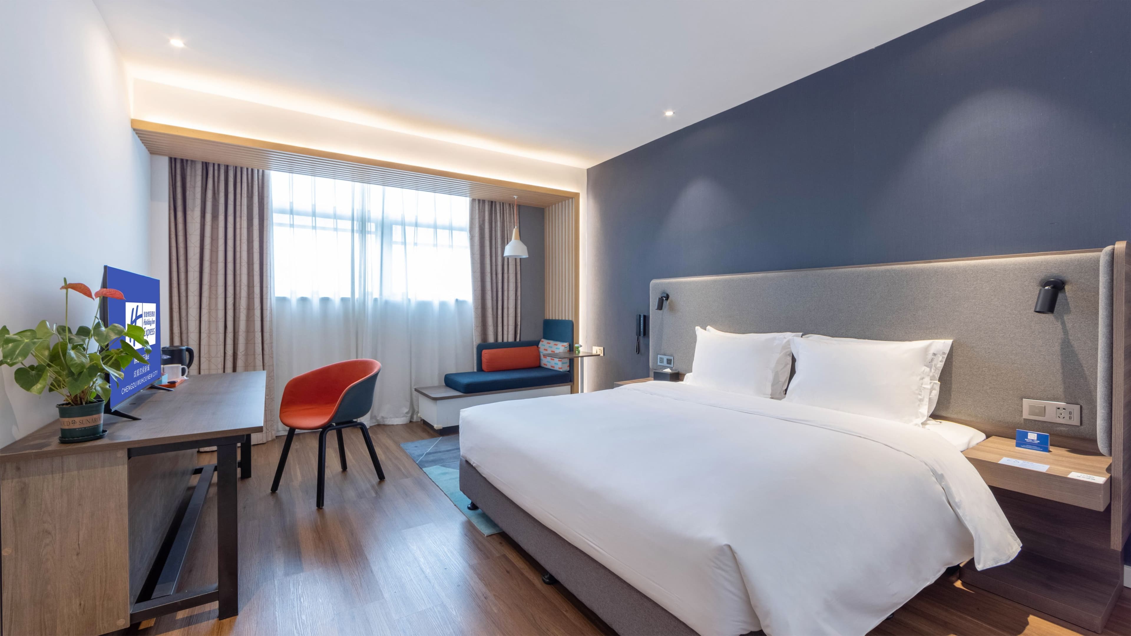 Holiday Inn Express Chengdu Wuhou New City - Image 4