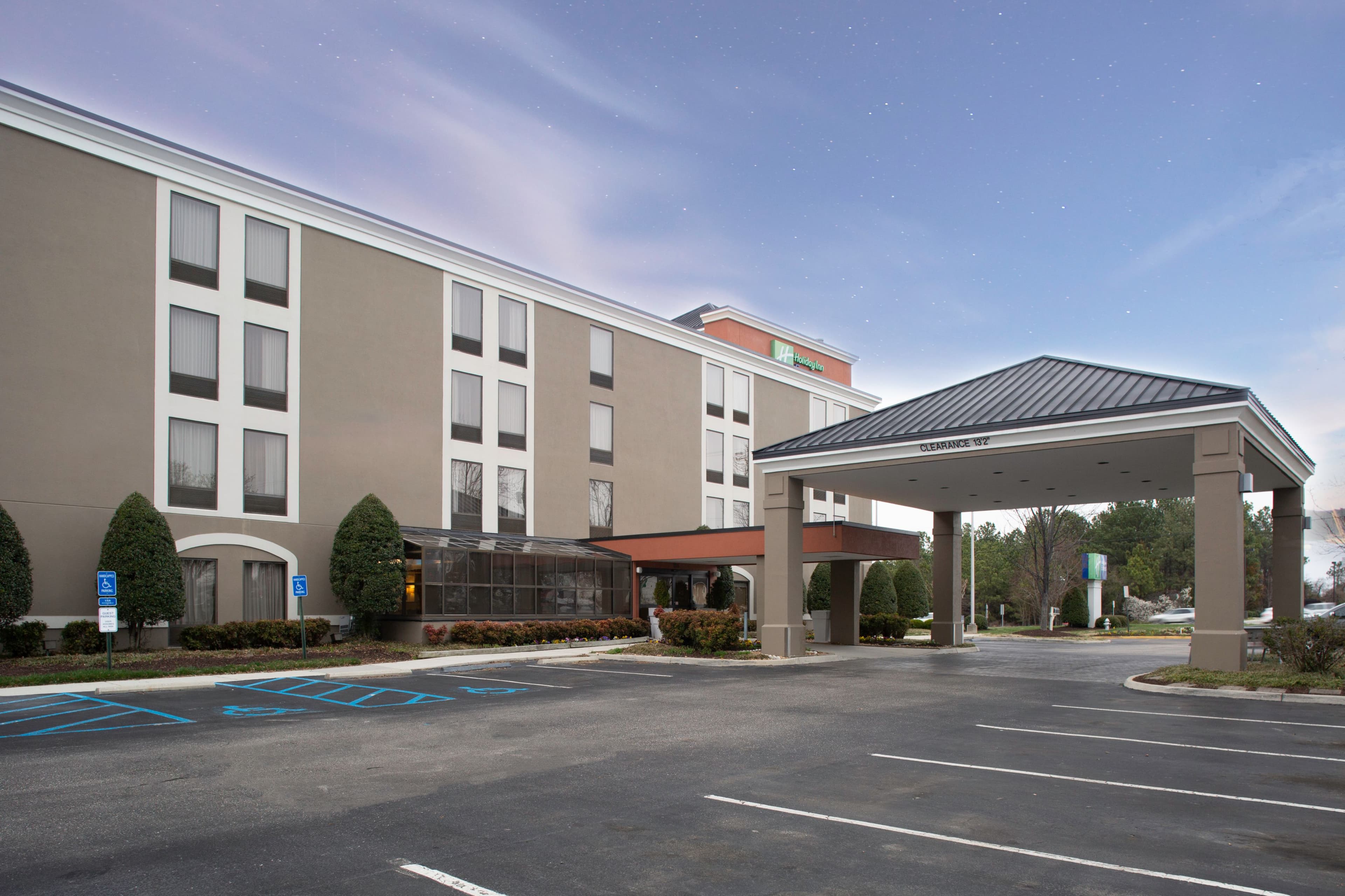 Holiday Inn Express Chester - Image 1