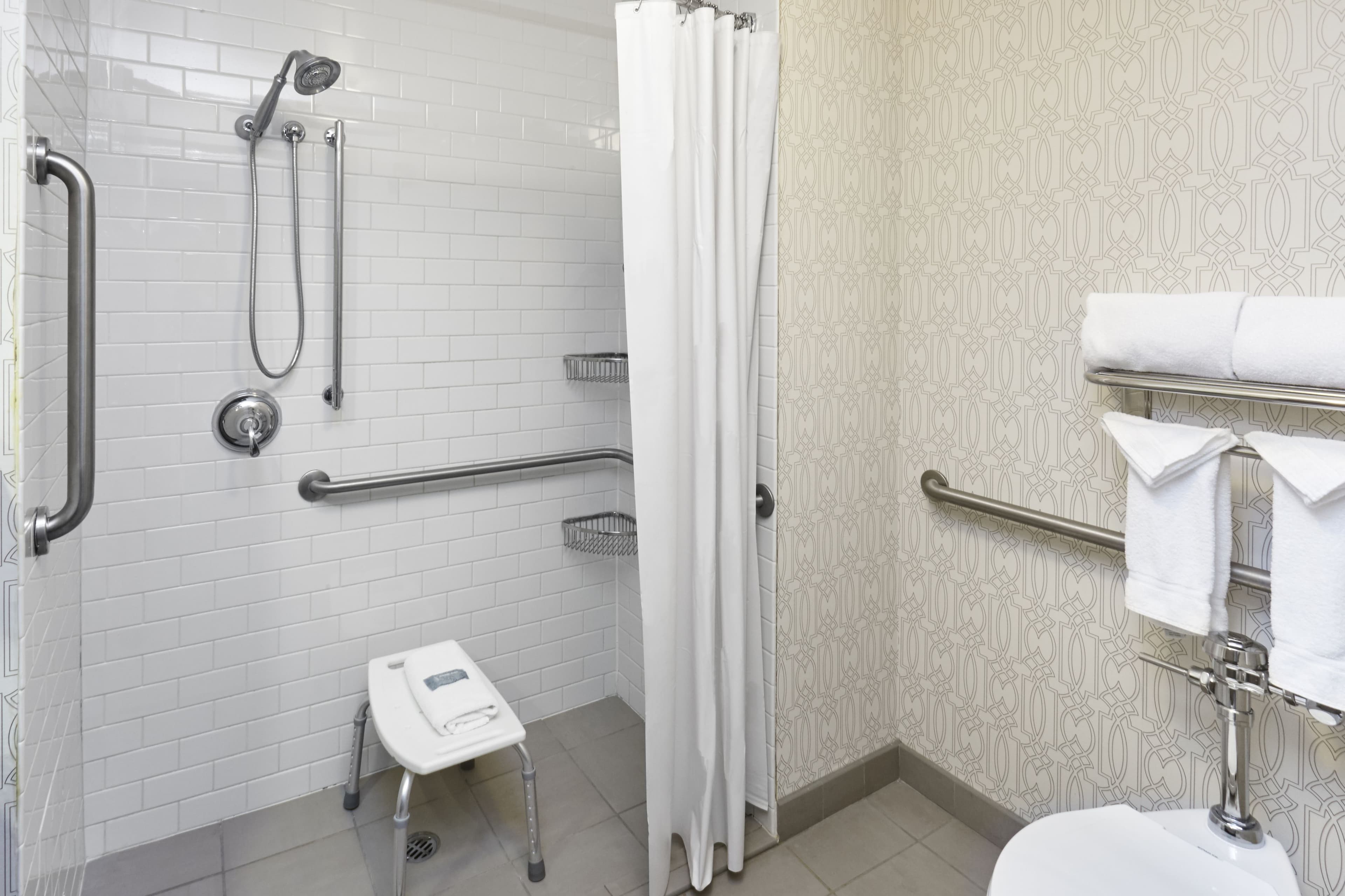 Holiday Inn Express Chicago - Magnificent Mile — 48