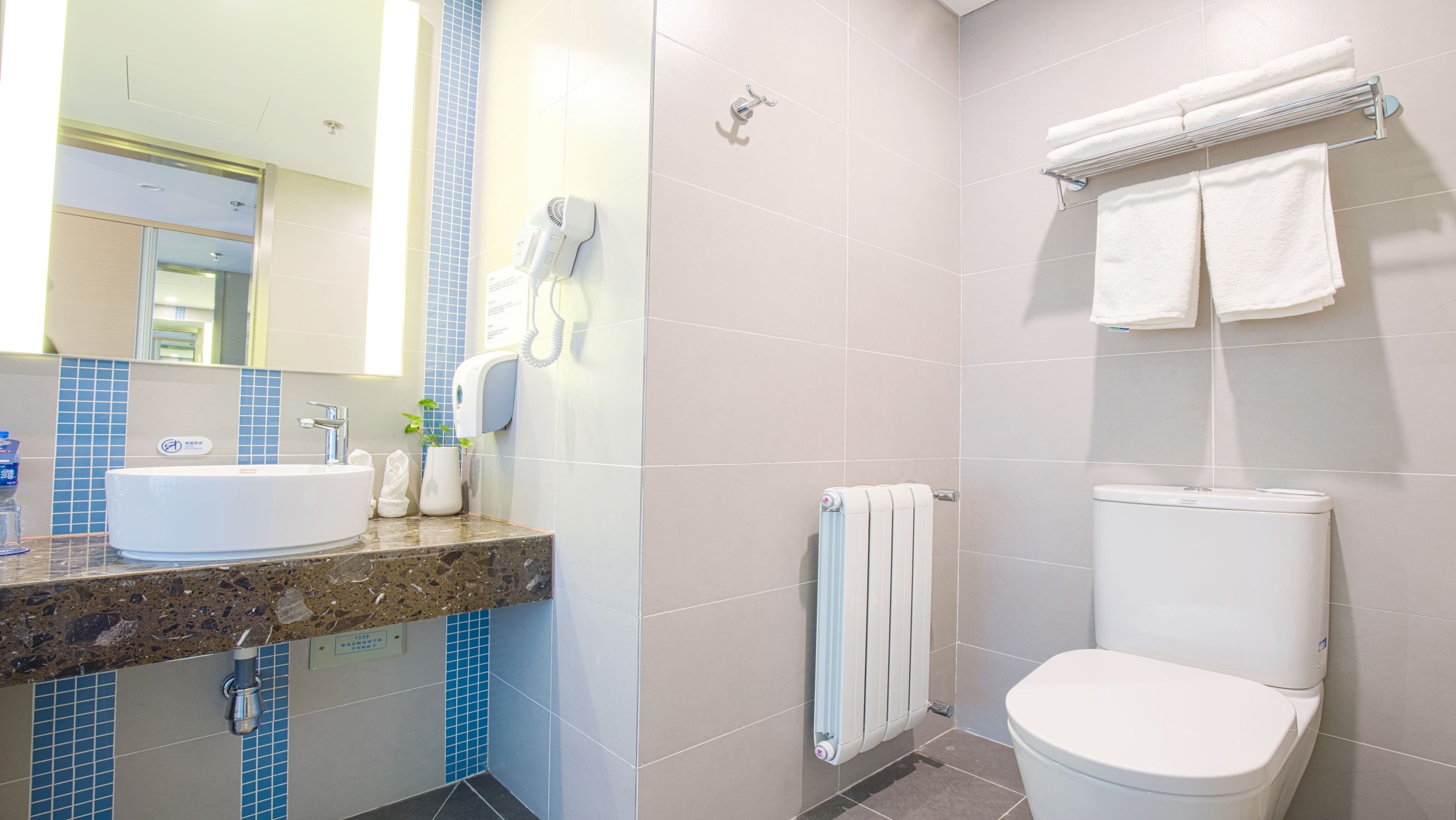 Holiday Inn Express Chifeng Hongshan — 8